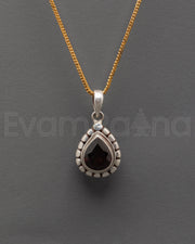  Black Garnet Stone 