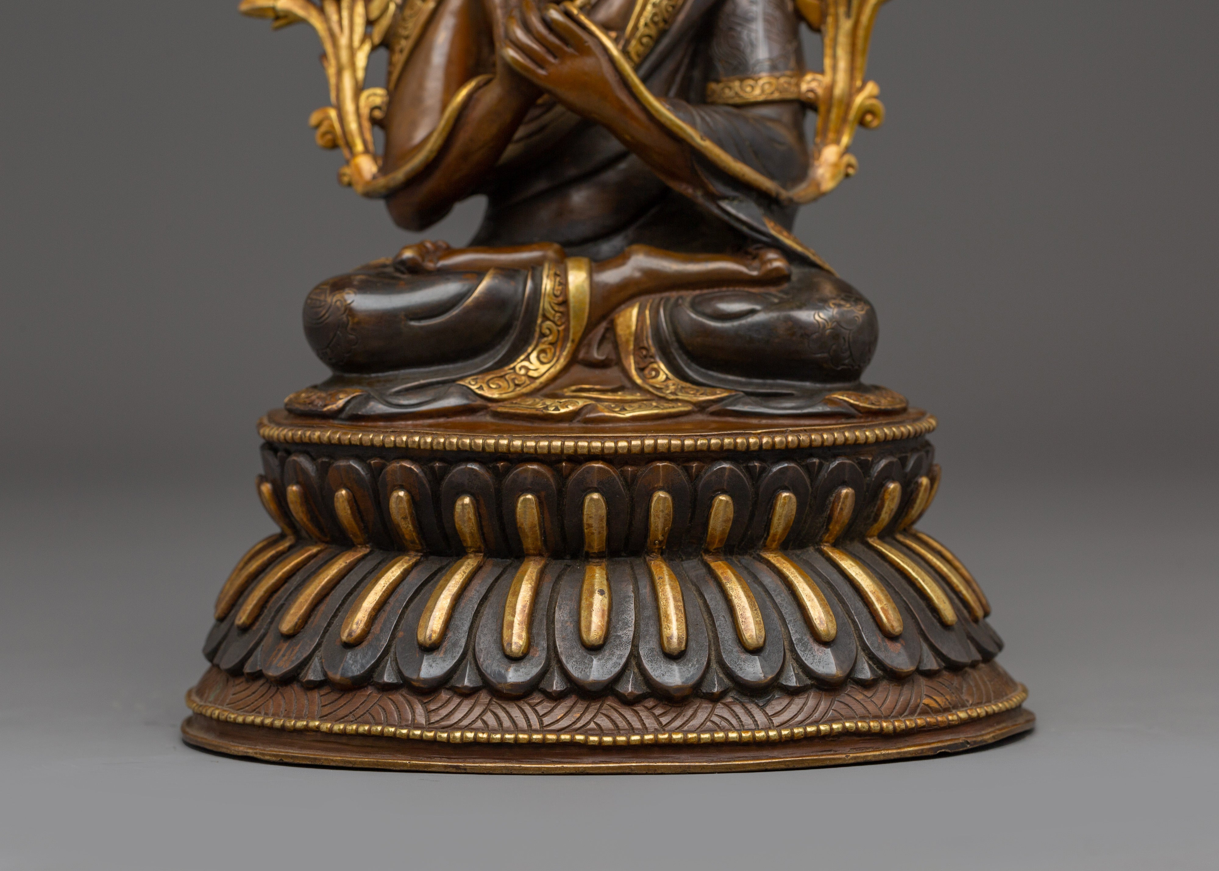 Tibetan Buddhist Master Je Tsongkhapa | Spiritual Decorative Statue