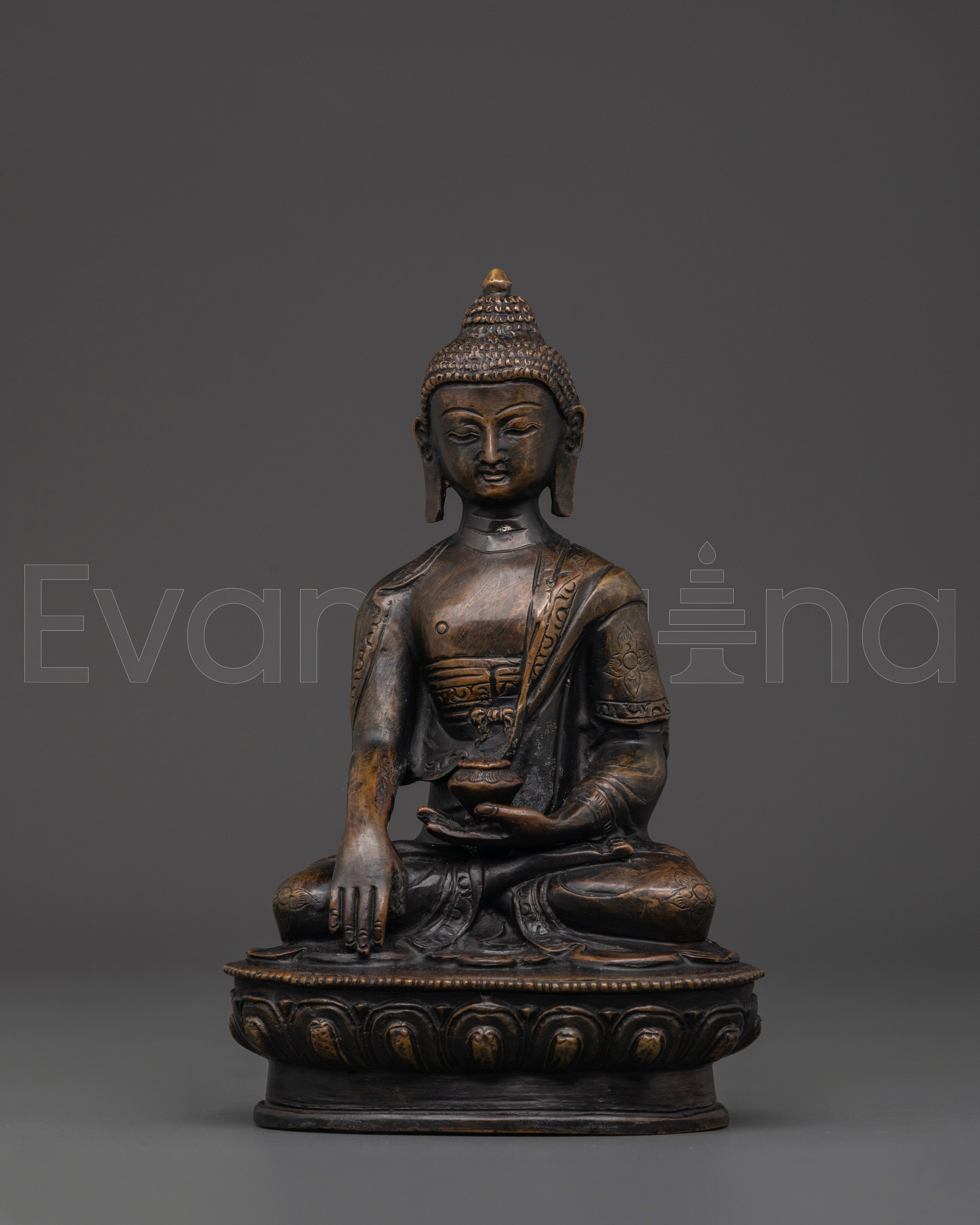 Shakyamuni Statue