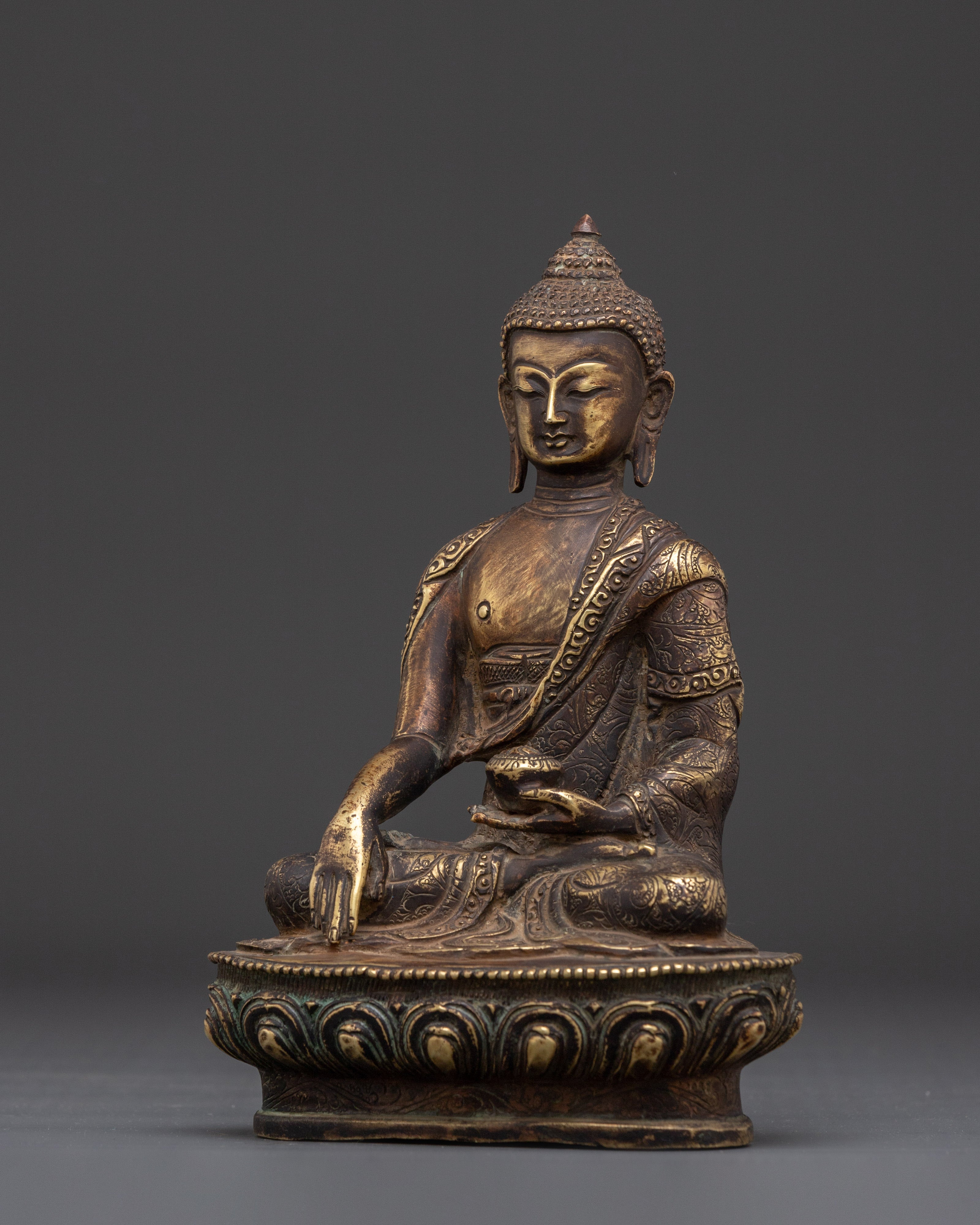 Tibetan Buddha Shakyamuni Statue | Enlightened One