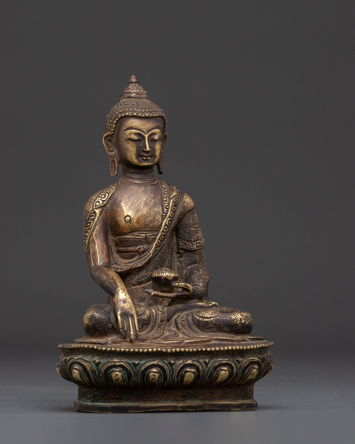 Tibetan Buddha Shakyamuni Statue | Enlightened One