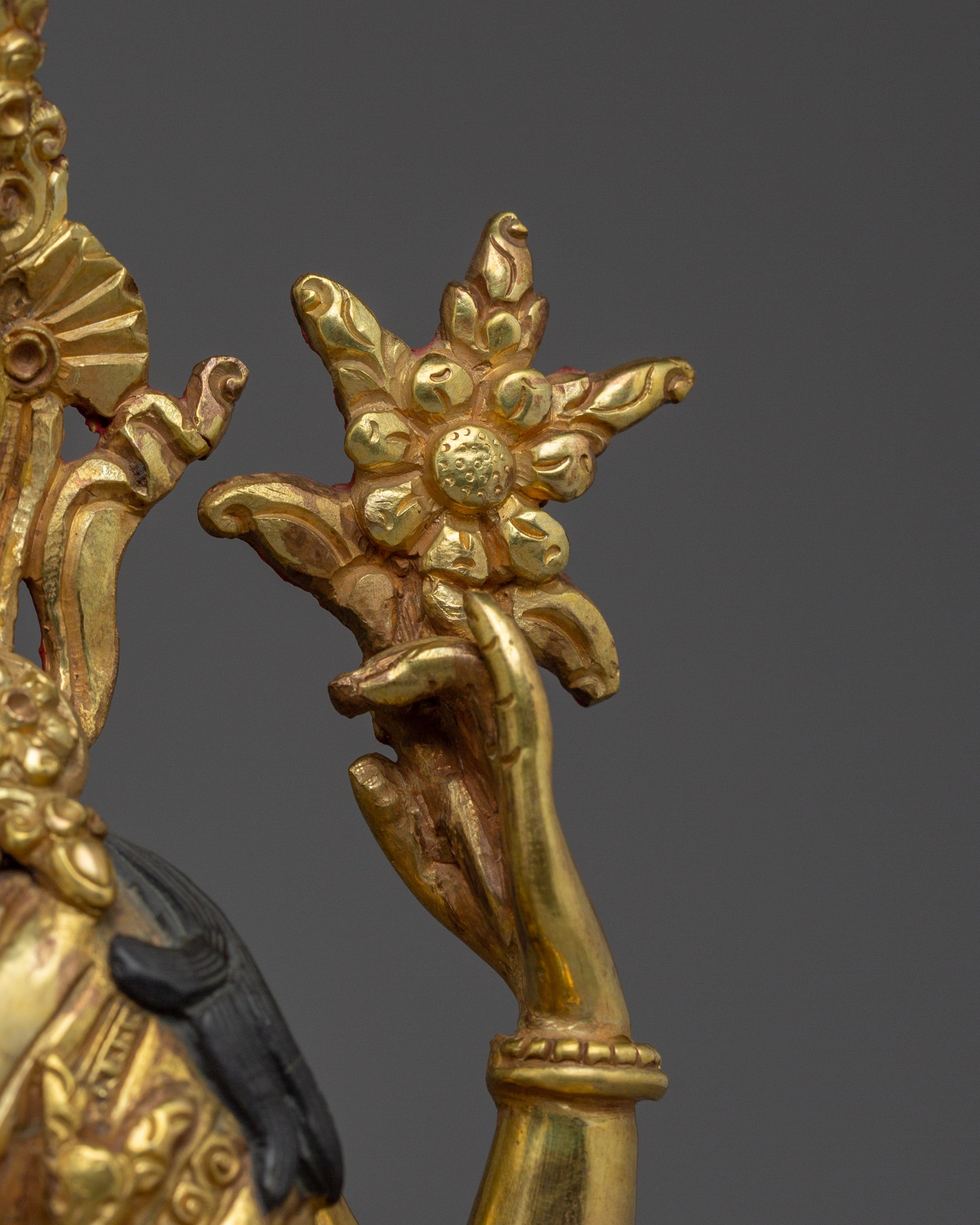 Chenrezig Meditation Statue | A Symbol of Compassion and Enlightenment