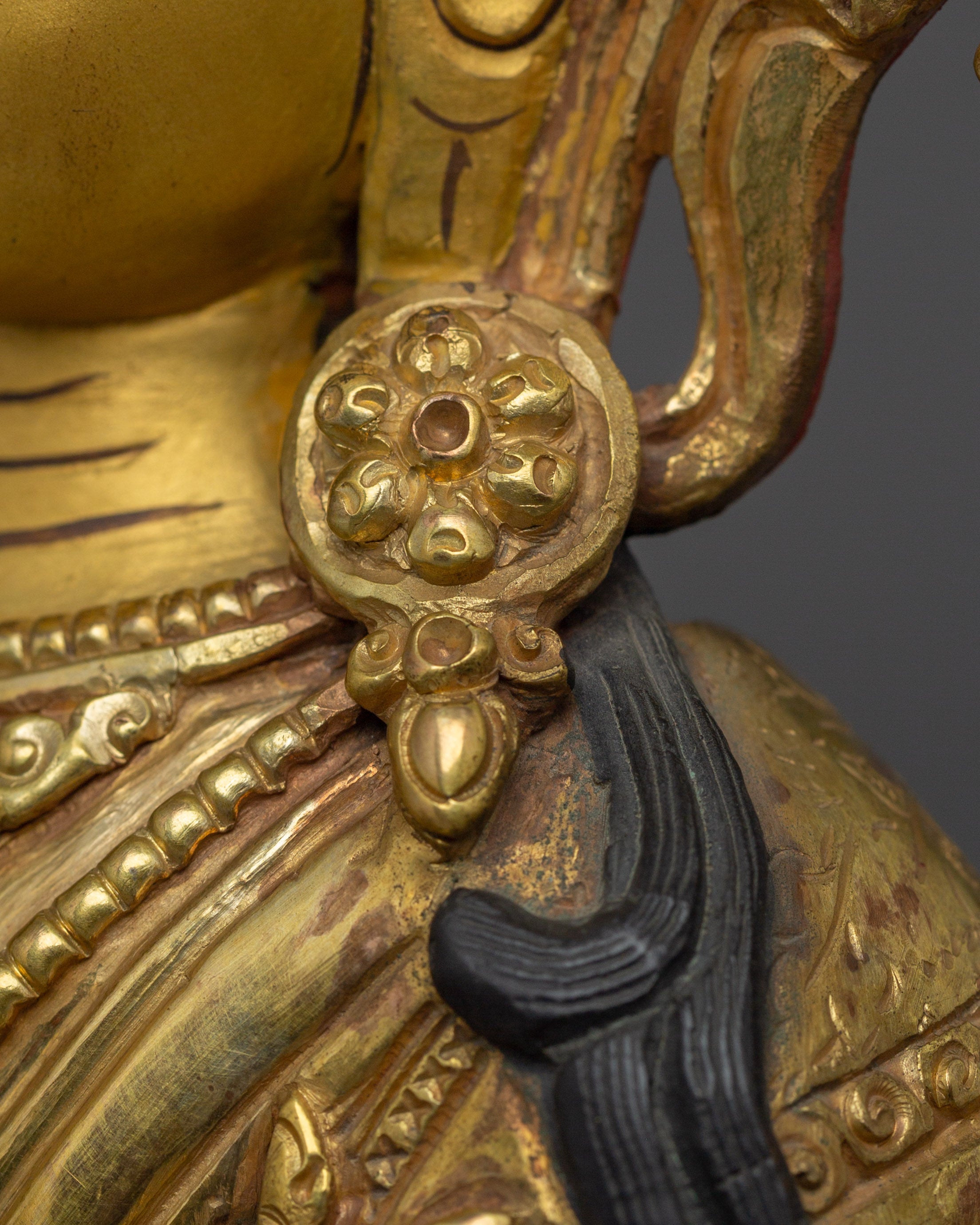 Chenrezig Meditation Statue | A Symbol of Compassion and Enlightenment
