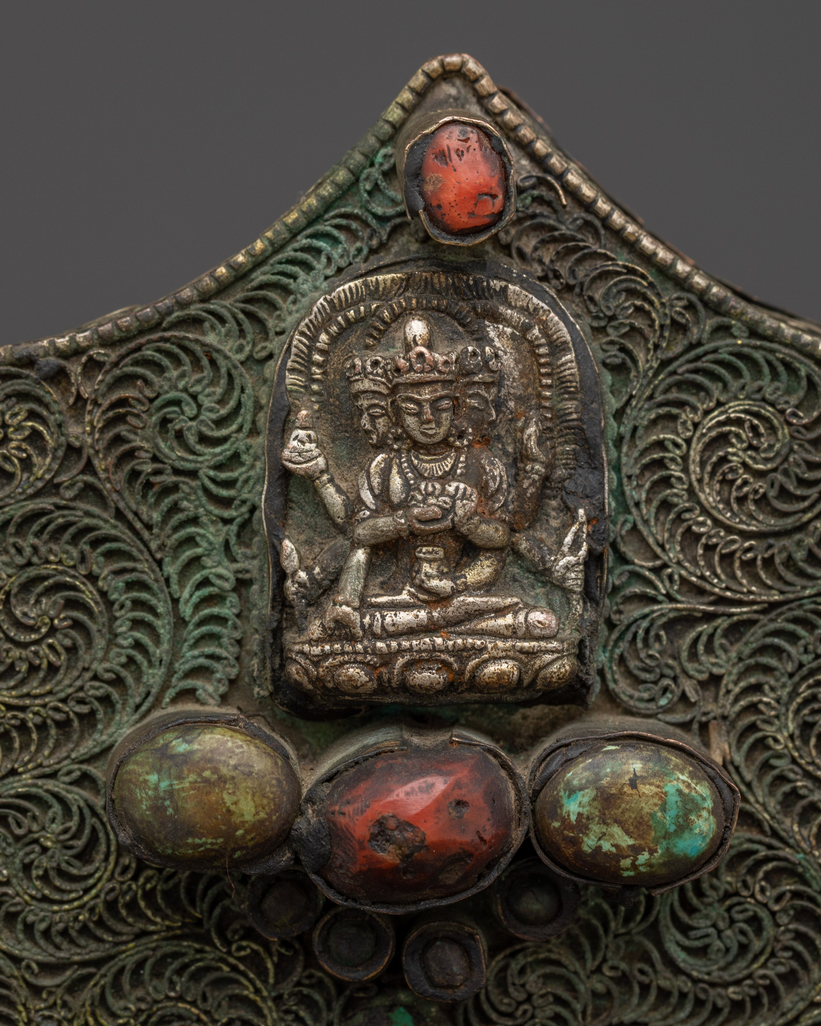Peaceful Shakyamuni Buddha Sculpture | Spiritual Art for Meditation