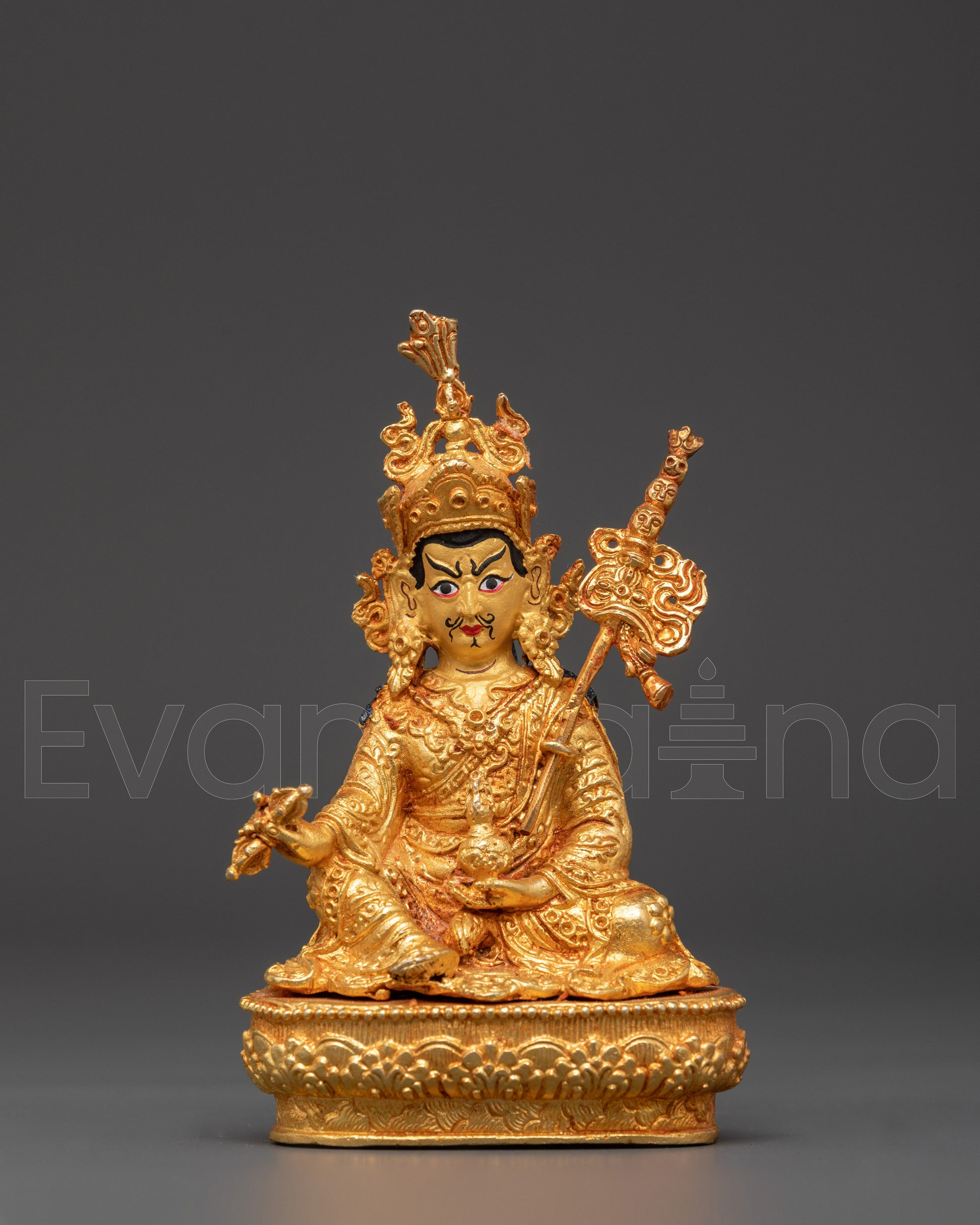 Guru Rinpoche Statue