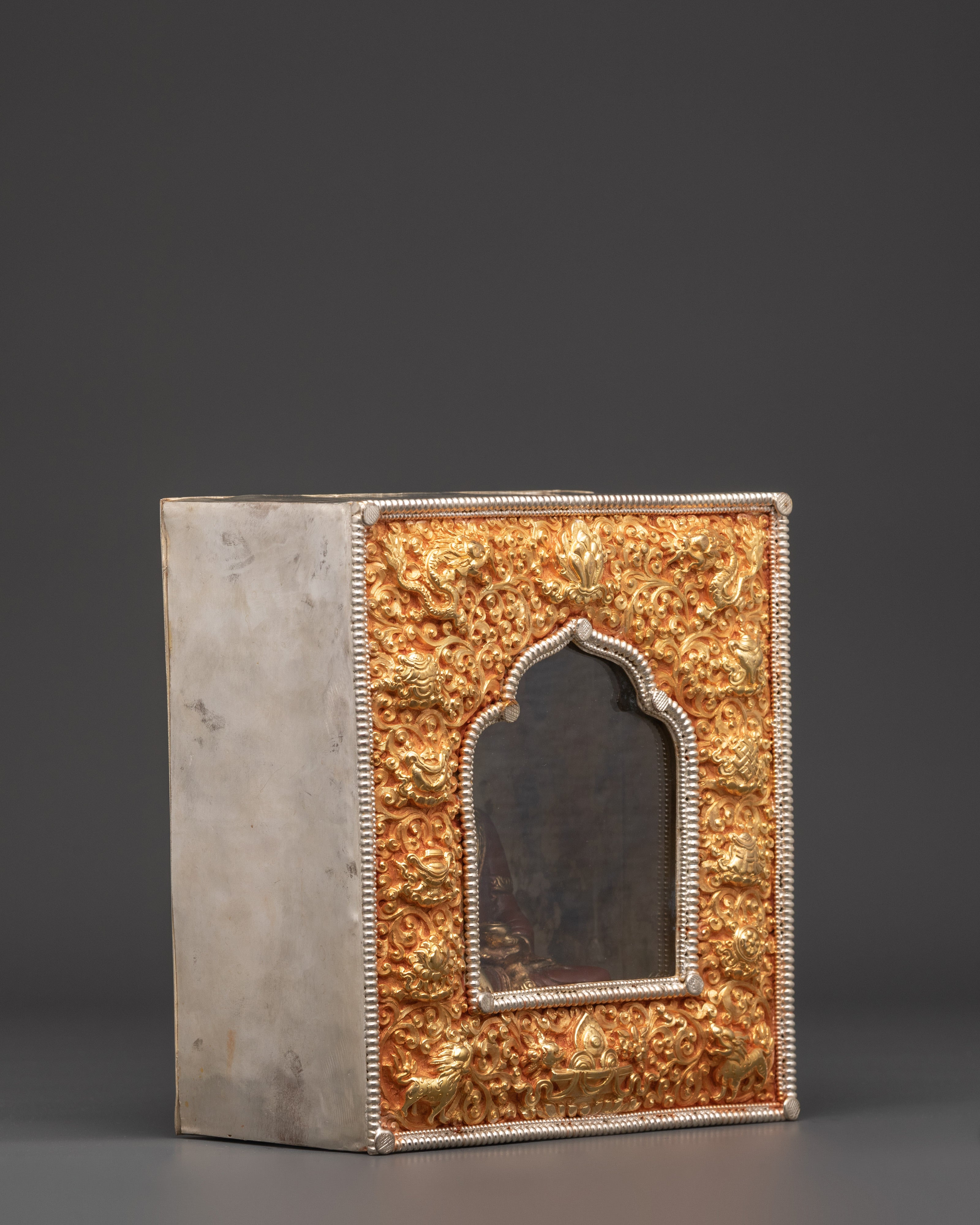 Himalayan Ghau Box with Buddha | Himalayan Home Decor