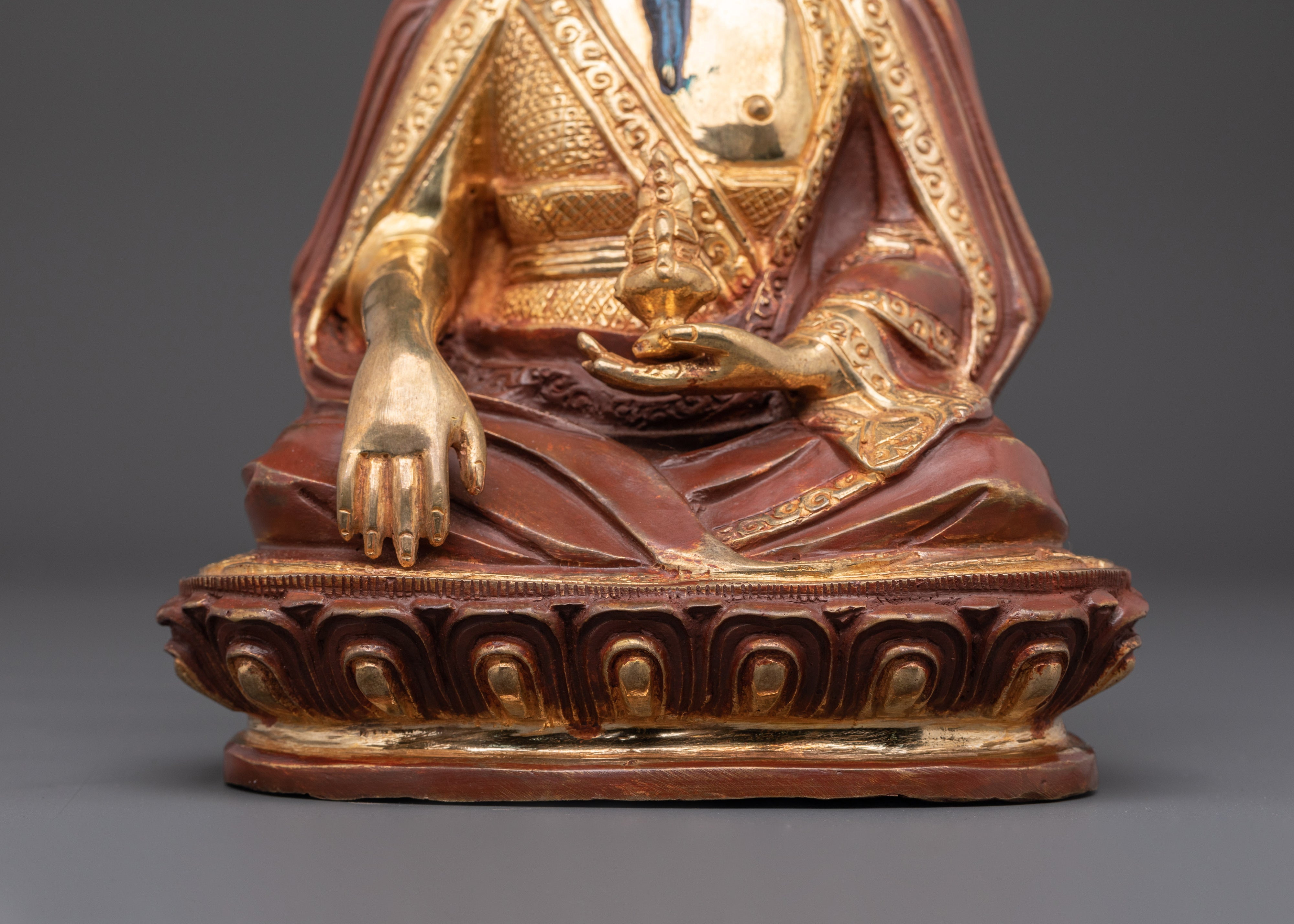 Zhabdrung Gold Plated Statue | Founder of the Drukpa Kagyu Lineage