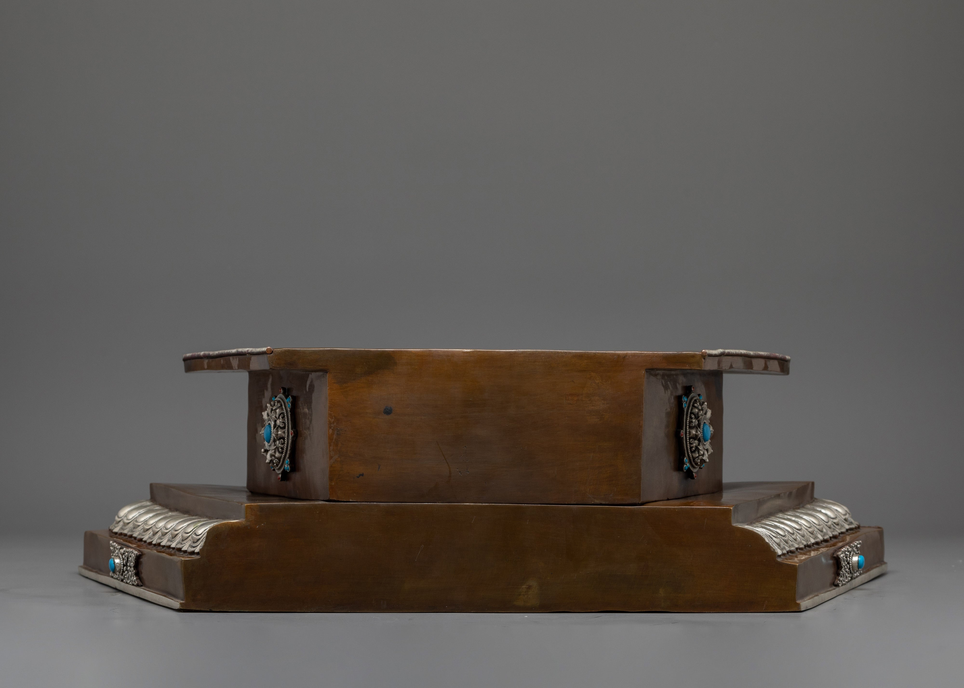 Throne For Statue | Sacred Shrine Pedestal