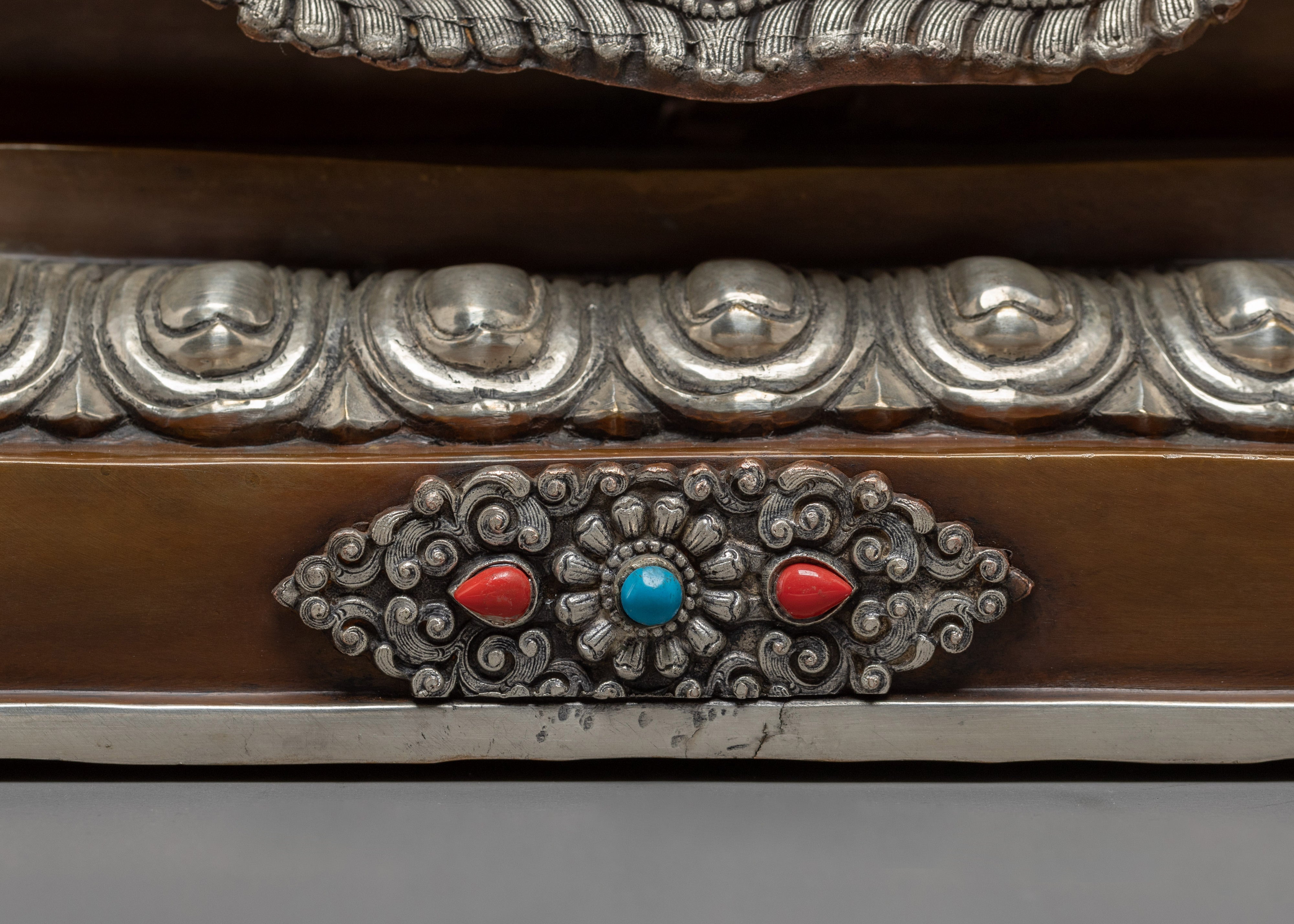 Throne For Statue | Sacred Shrine Pedestal