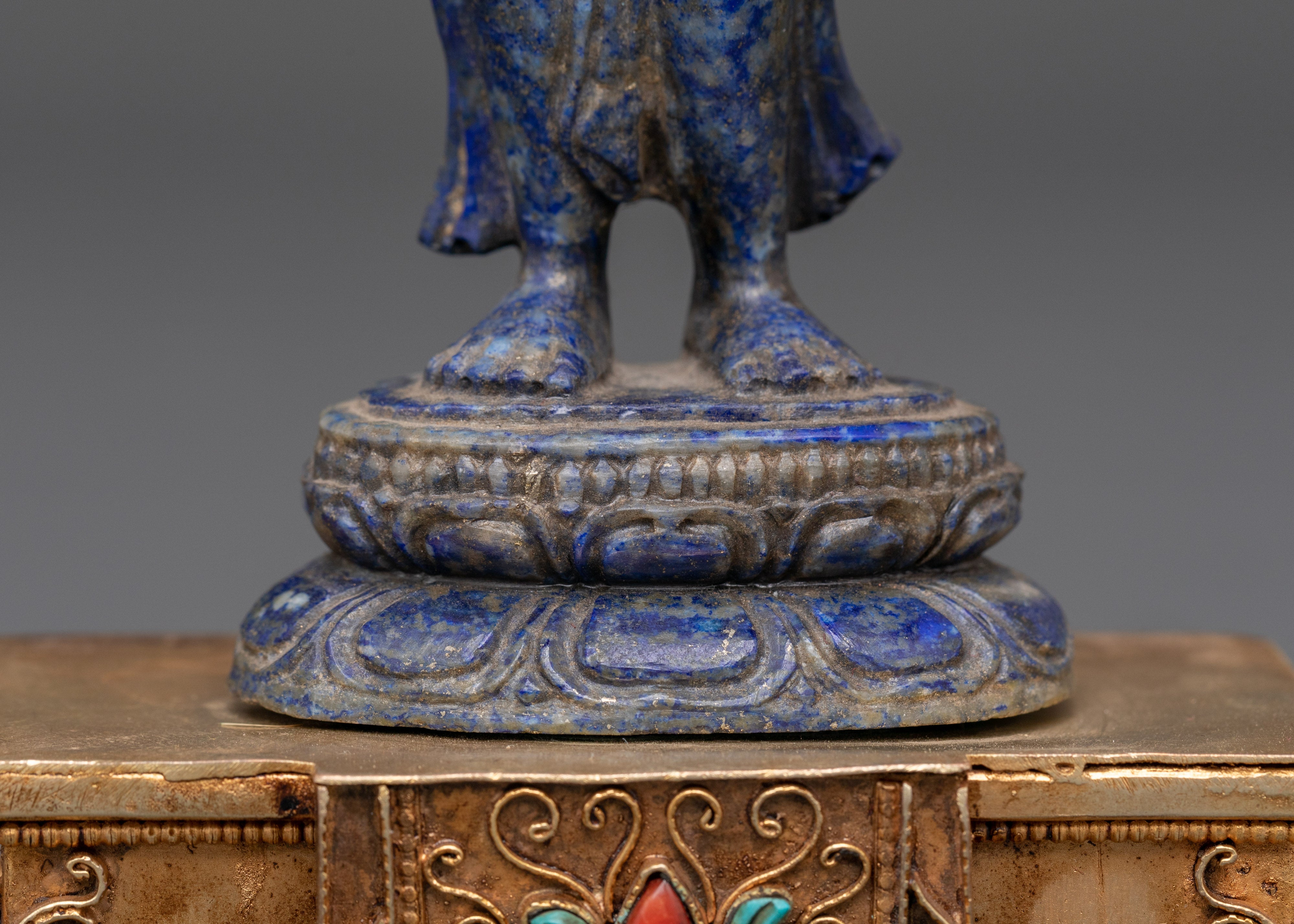 Sacred Lokeshvara Bodhisattva Statue | Radiating Boundless Love and Healing Blessings