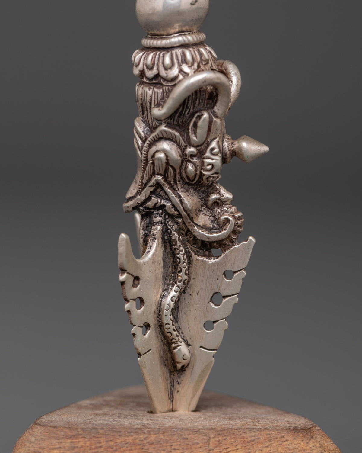 Silver Ritual Dagger | Blade of Liberation