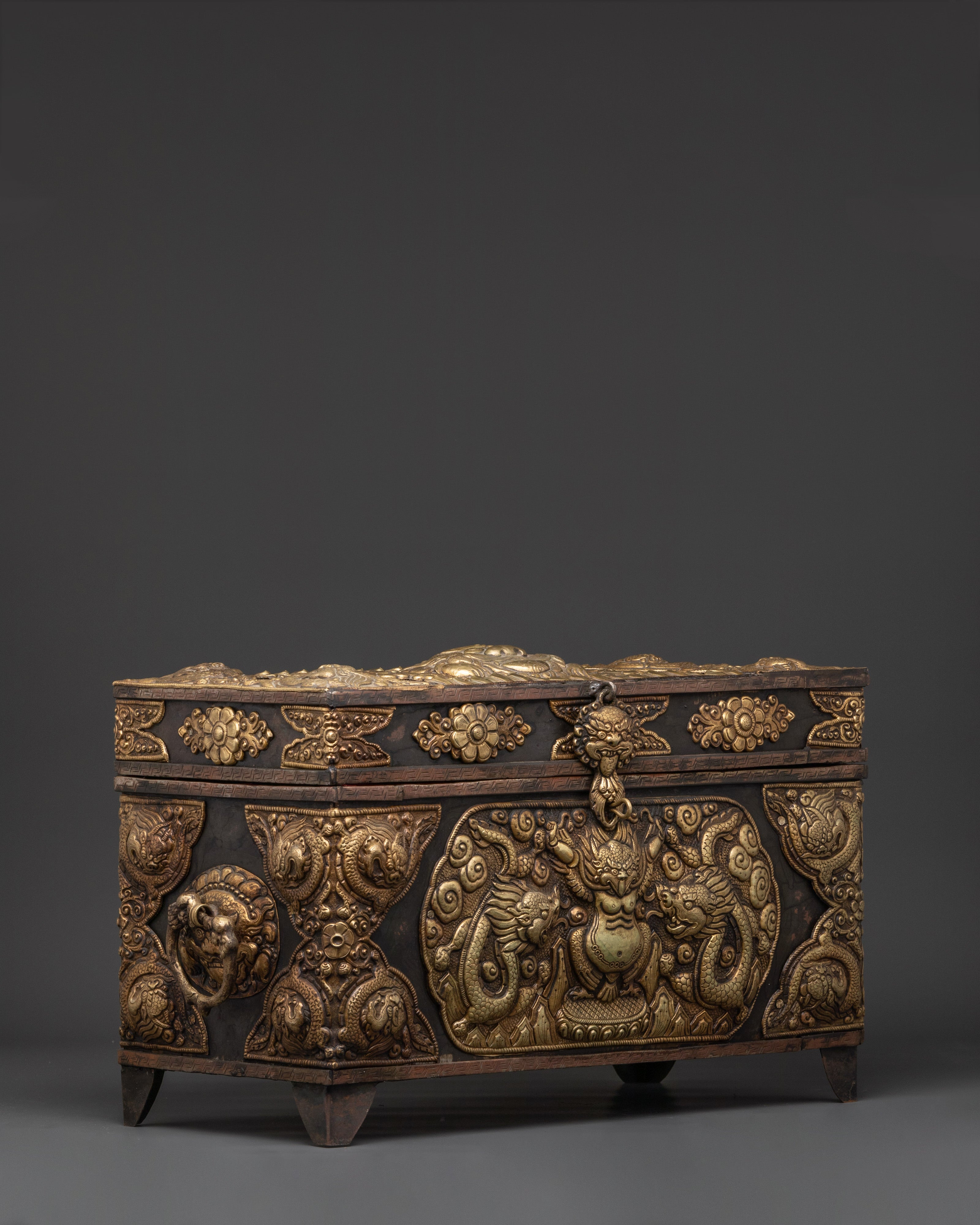 Buddhist Meditation Treasure Box | Spiritual Altar Storage Chest for Rituals & Offerings