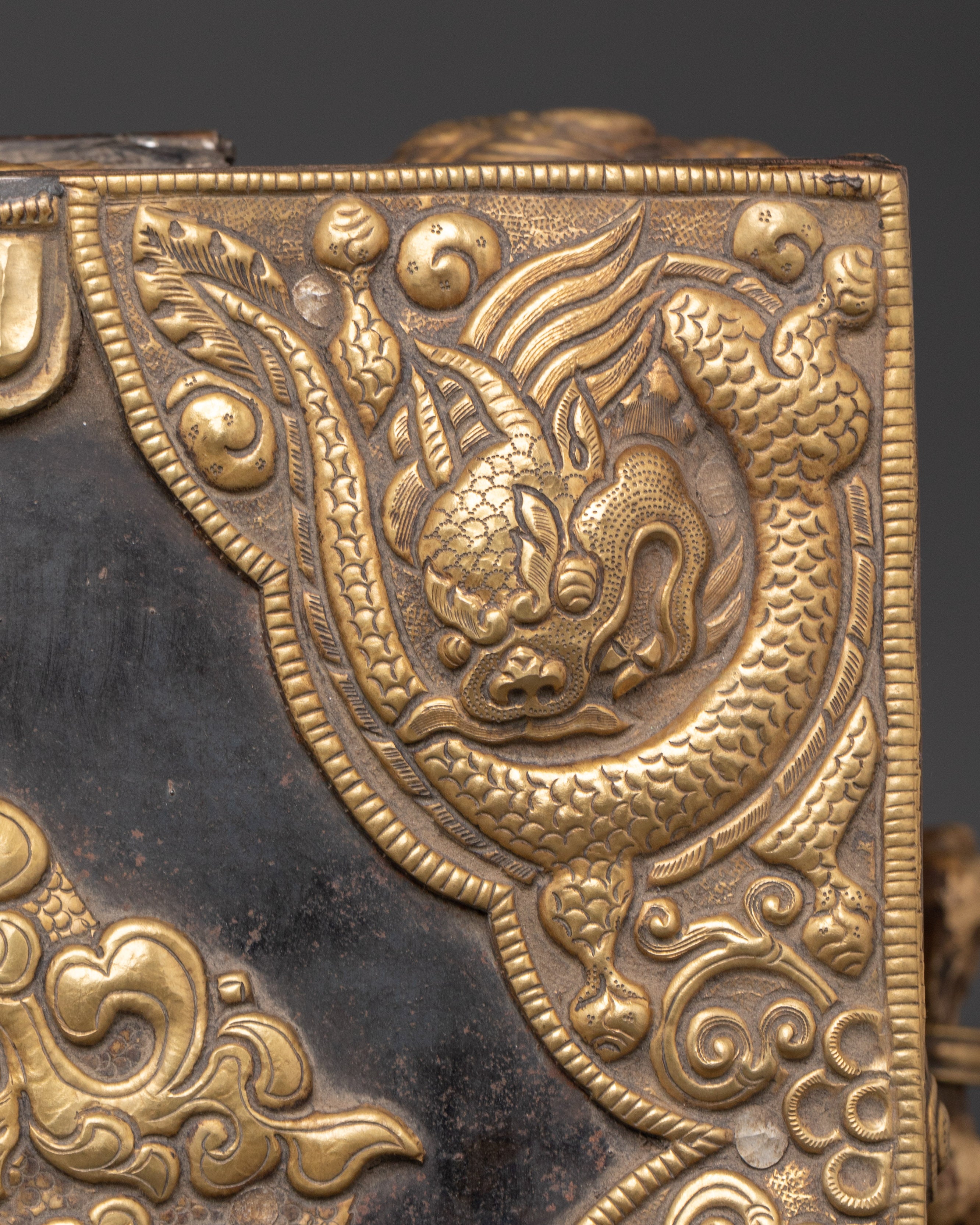 Buddhist Meditation Treasure Box | Spiritual Altar Storage Chest for Rituals & Offerings