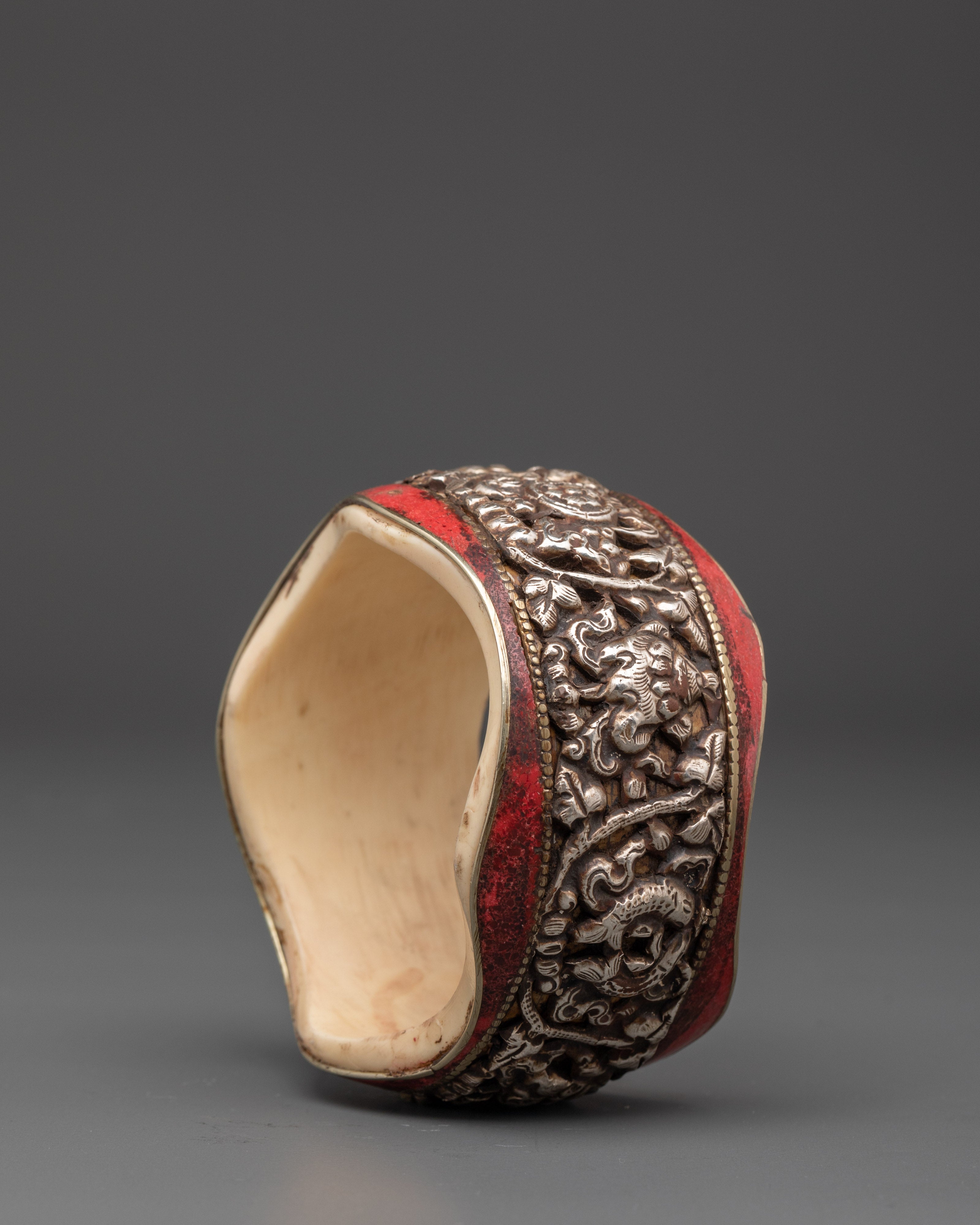 Eight Auspicious Symbol Carved Bangle | Buddhist Hand Jewelry