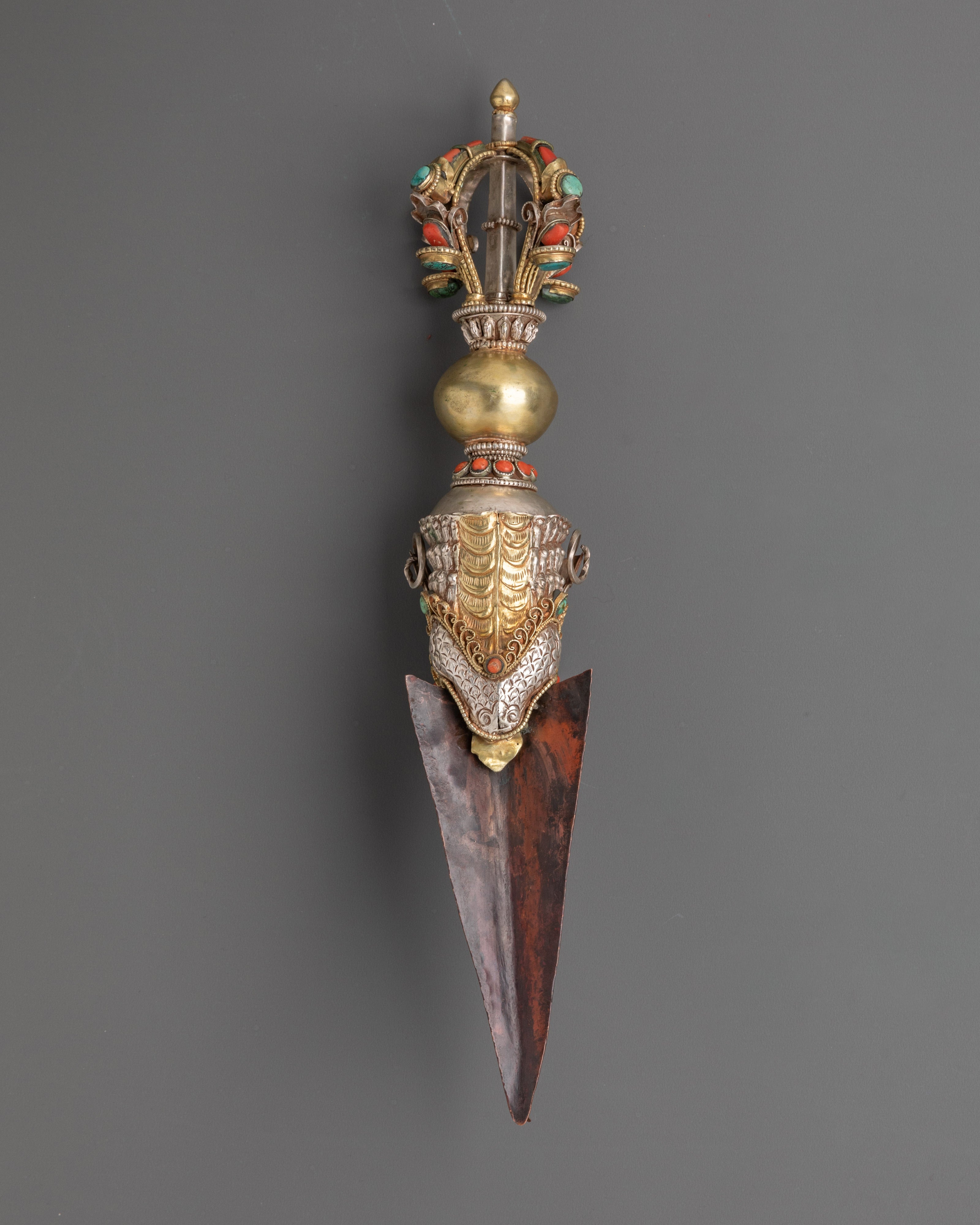 Spiritual Dagger | Three Sided Blade
