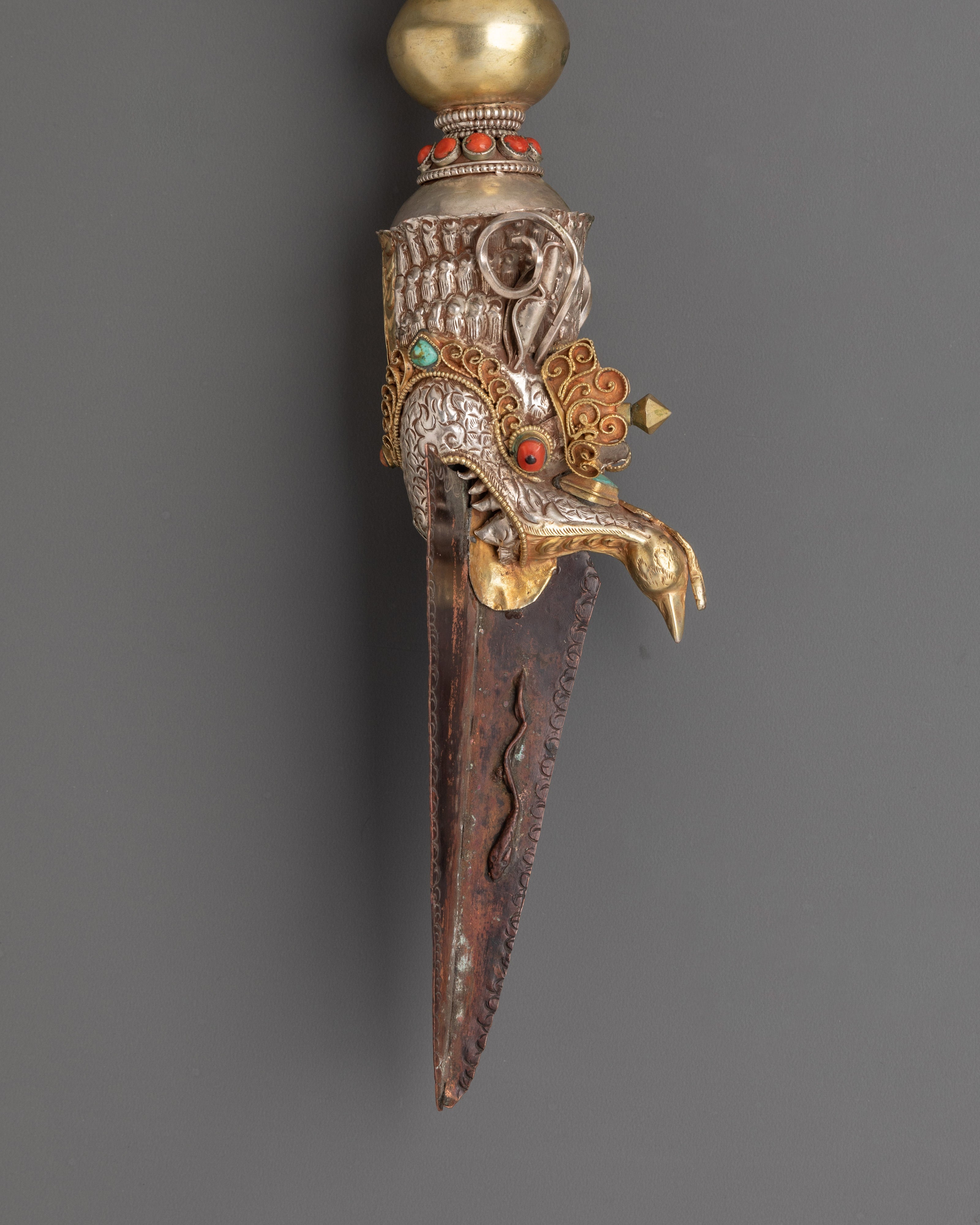 Spiritual Dagger | Three Sided Blade