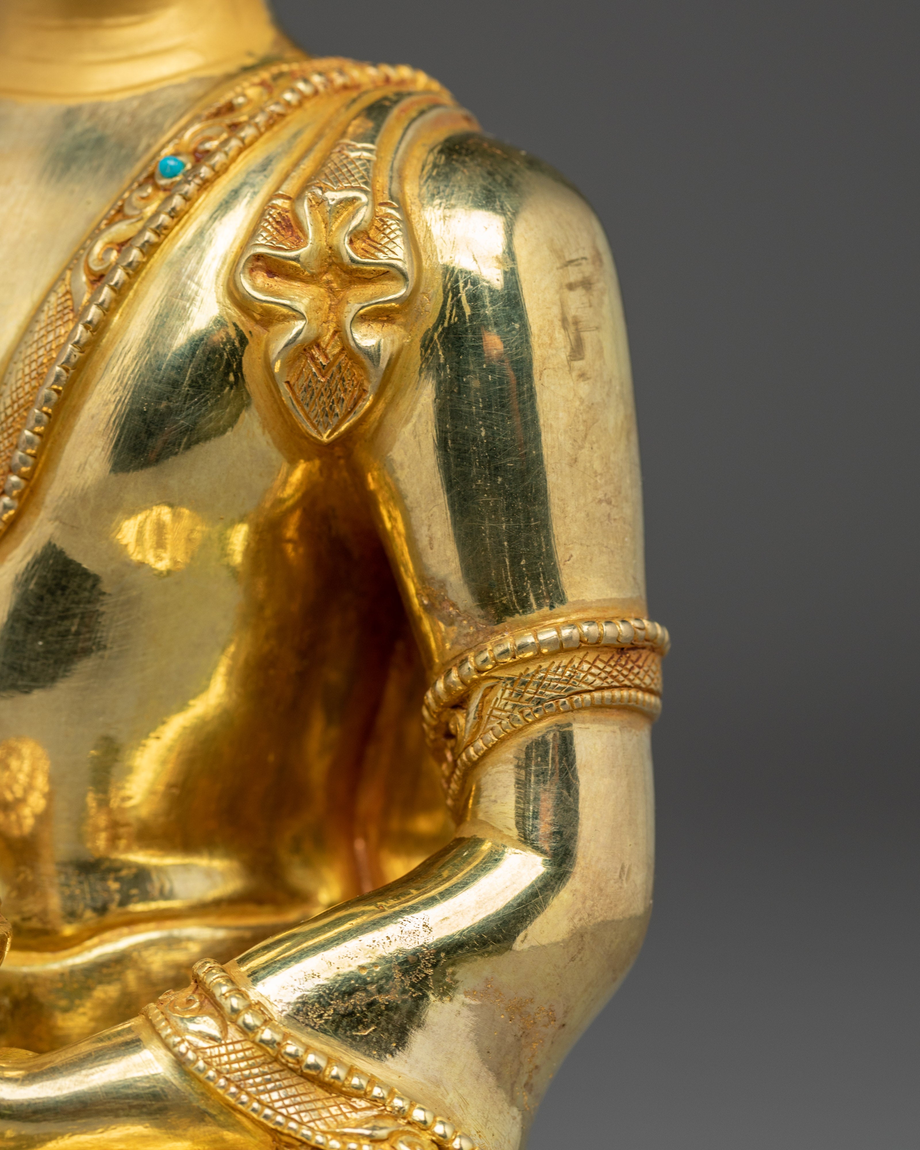 Tathagata Shakyamuni Buddha Sculpture | Gold-Plated Copper Buddha Statue