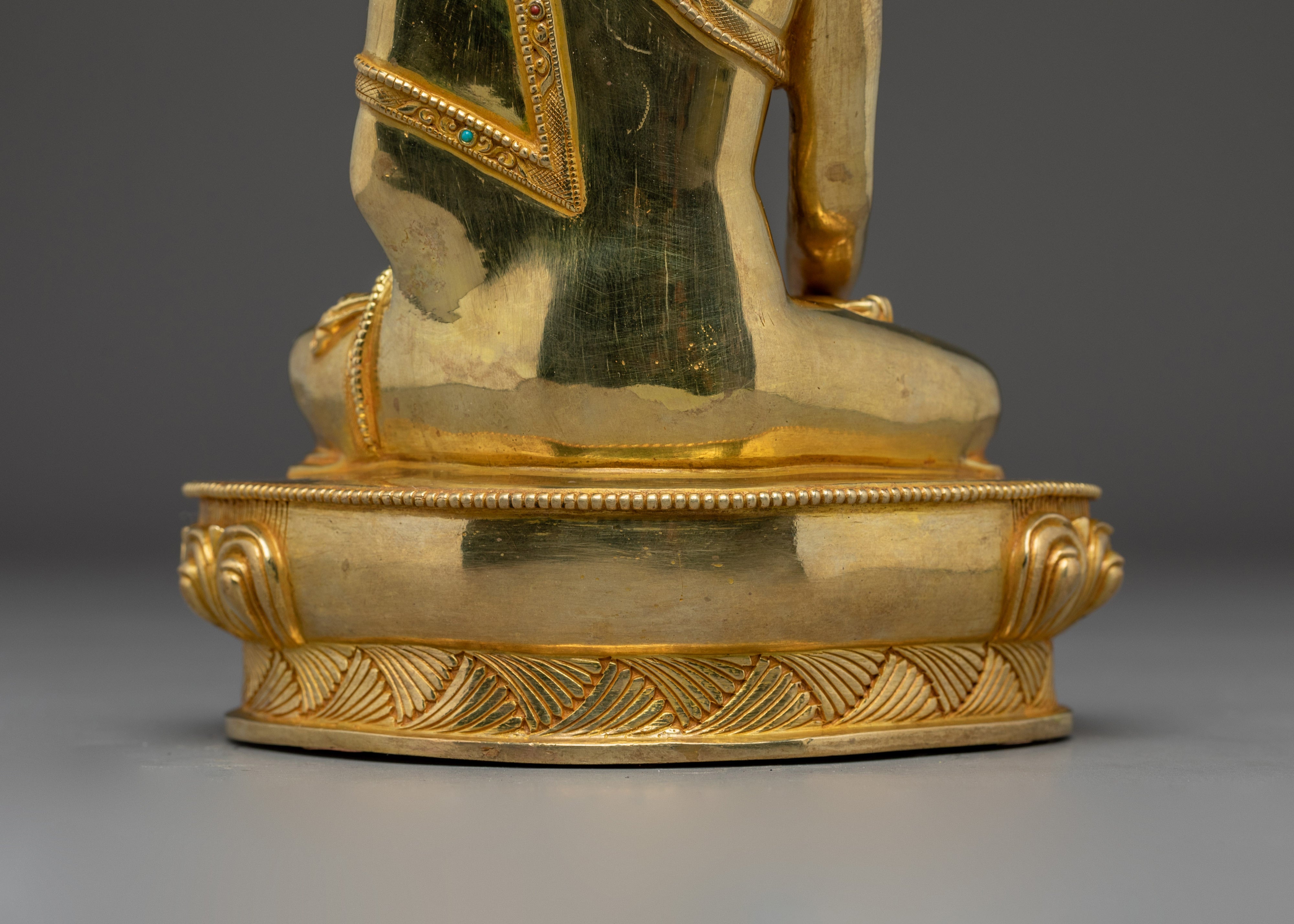Tathagata Shakyamuni Buddha Sculpture | Gold-Plated Copper Buddha Statue