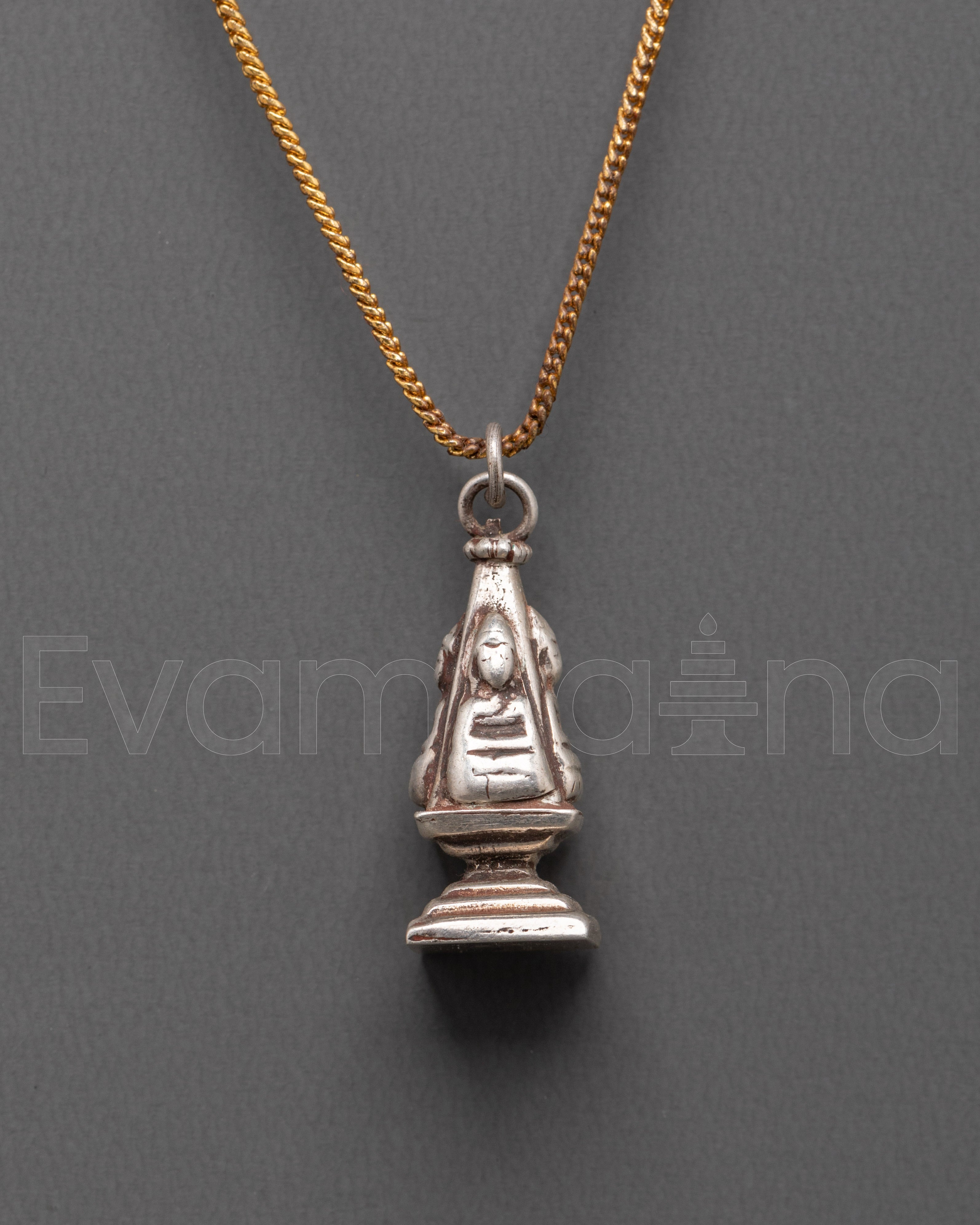 
Locket 