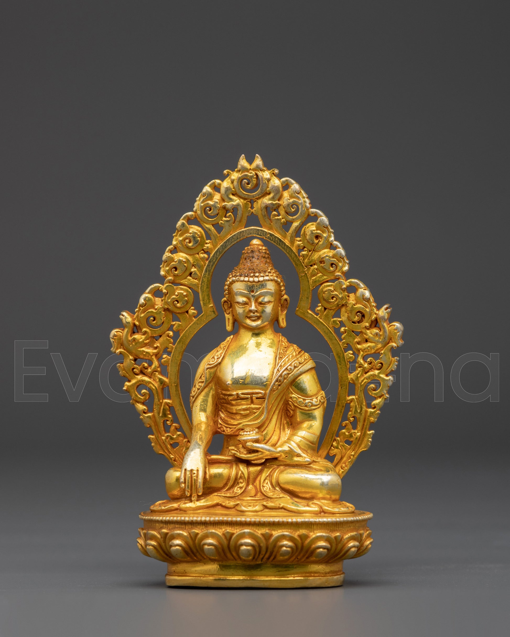  Shakyamuni Buddha 