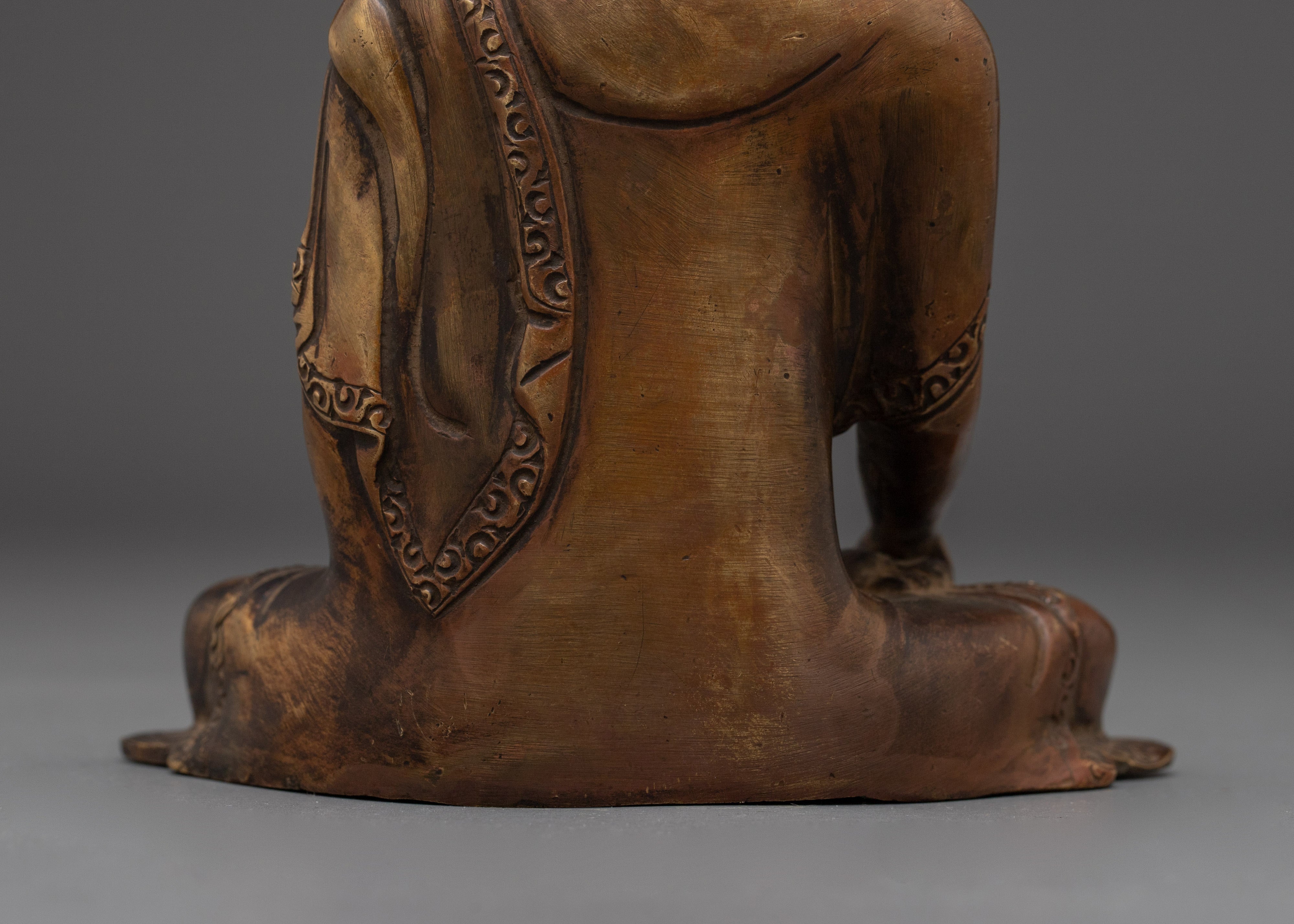Sacred Dharma Symbol Shakyamuni Buddha Statue | Buddhist Enlightened Teacher