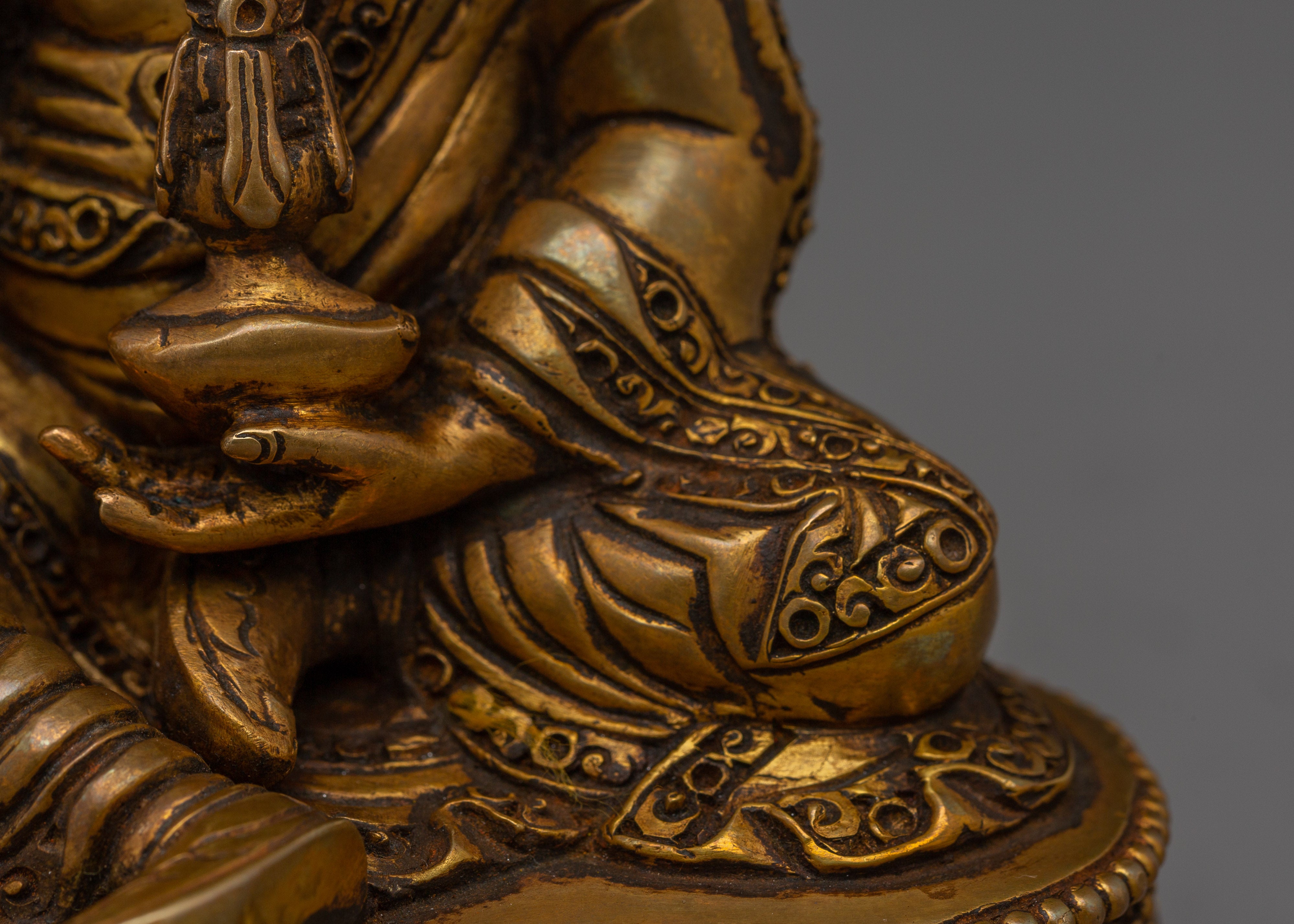 Sacred Meditation Idol Guru Rinpoche Statue | Tibetan Padmasambhava Spiritual Figurine