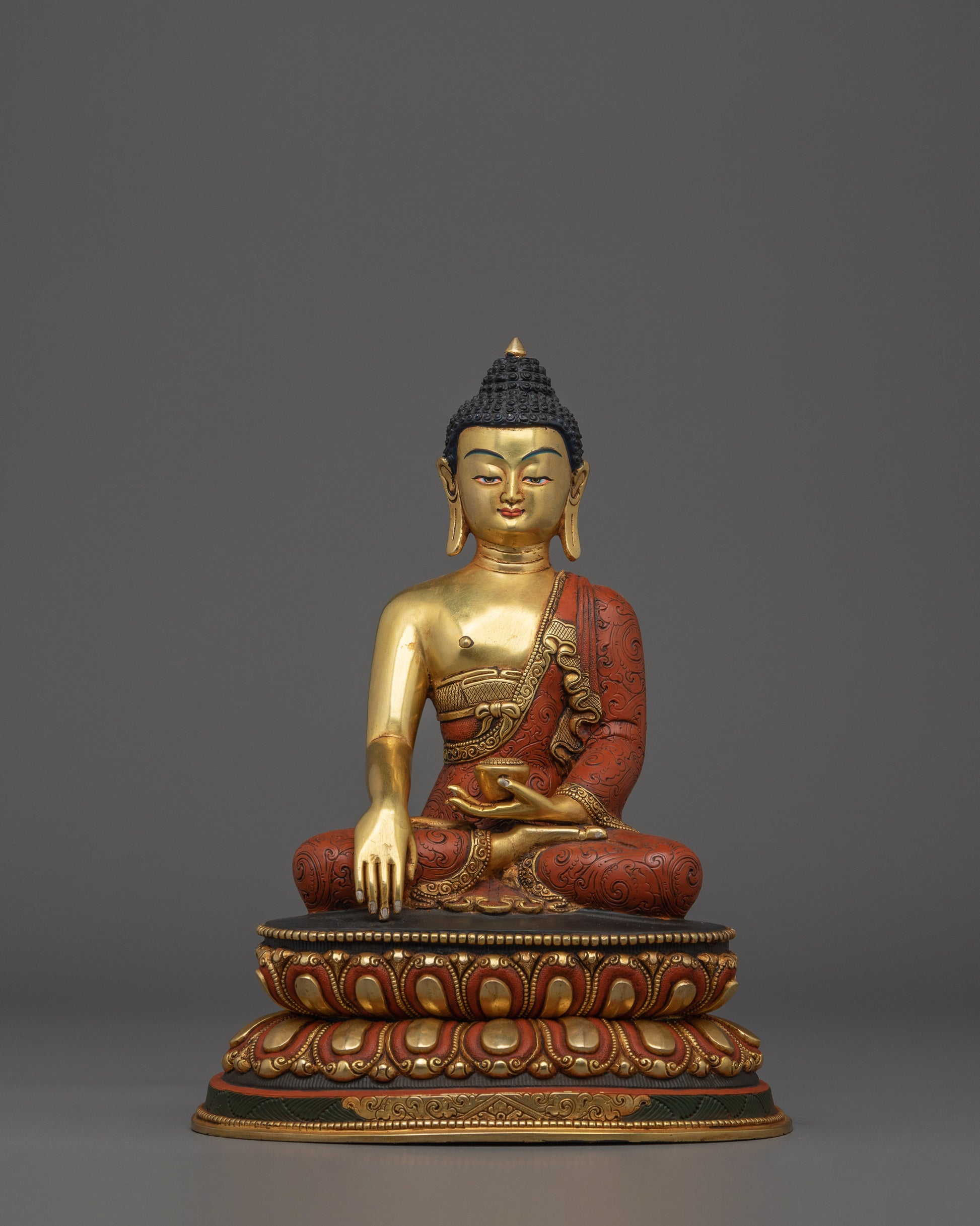 The Founder of Buddhism Shakyamuni Buddha 