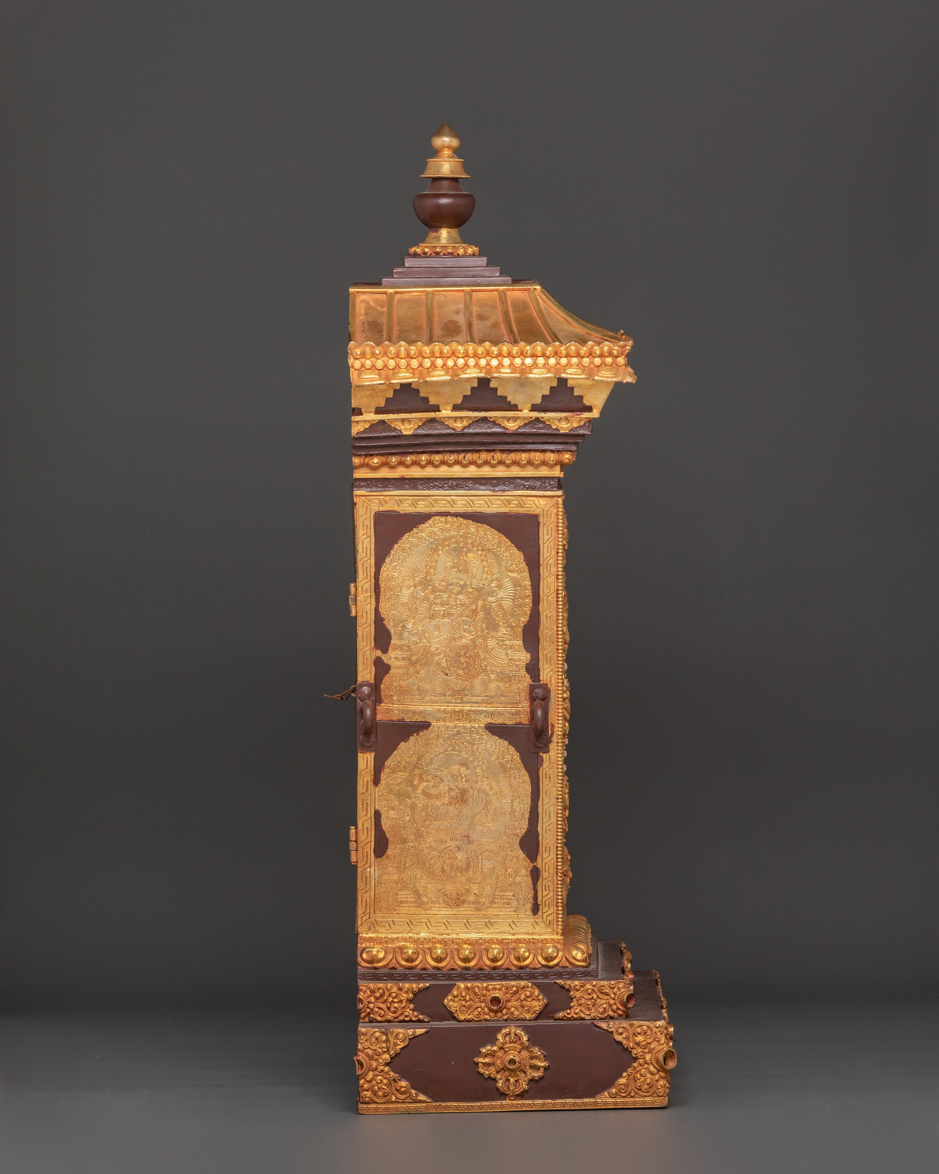 Buddhist Ghau Box with Shakyamuni Buddha |  Spiritual Protection and Meditation