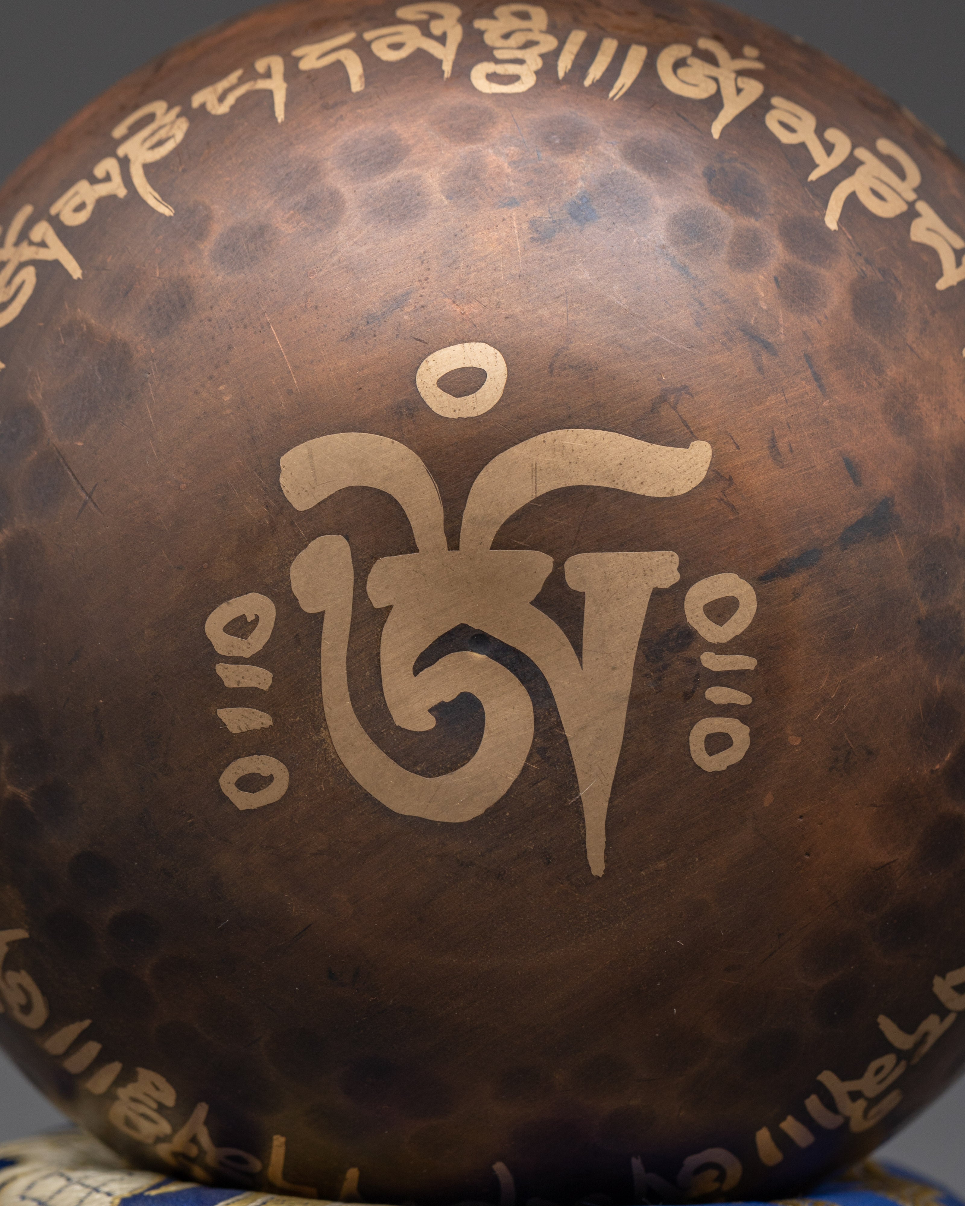 Energy Healing Singing Bowl | Chakra Balancing & Meditation Decor