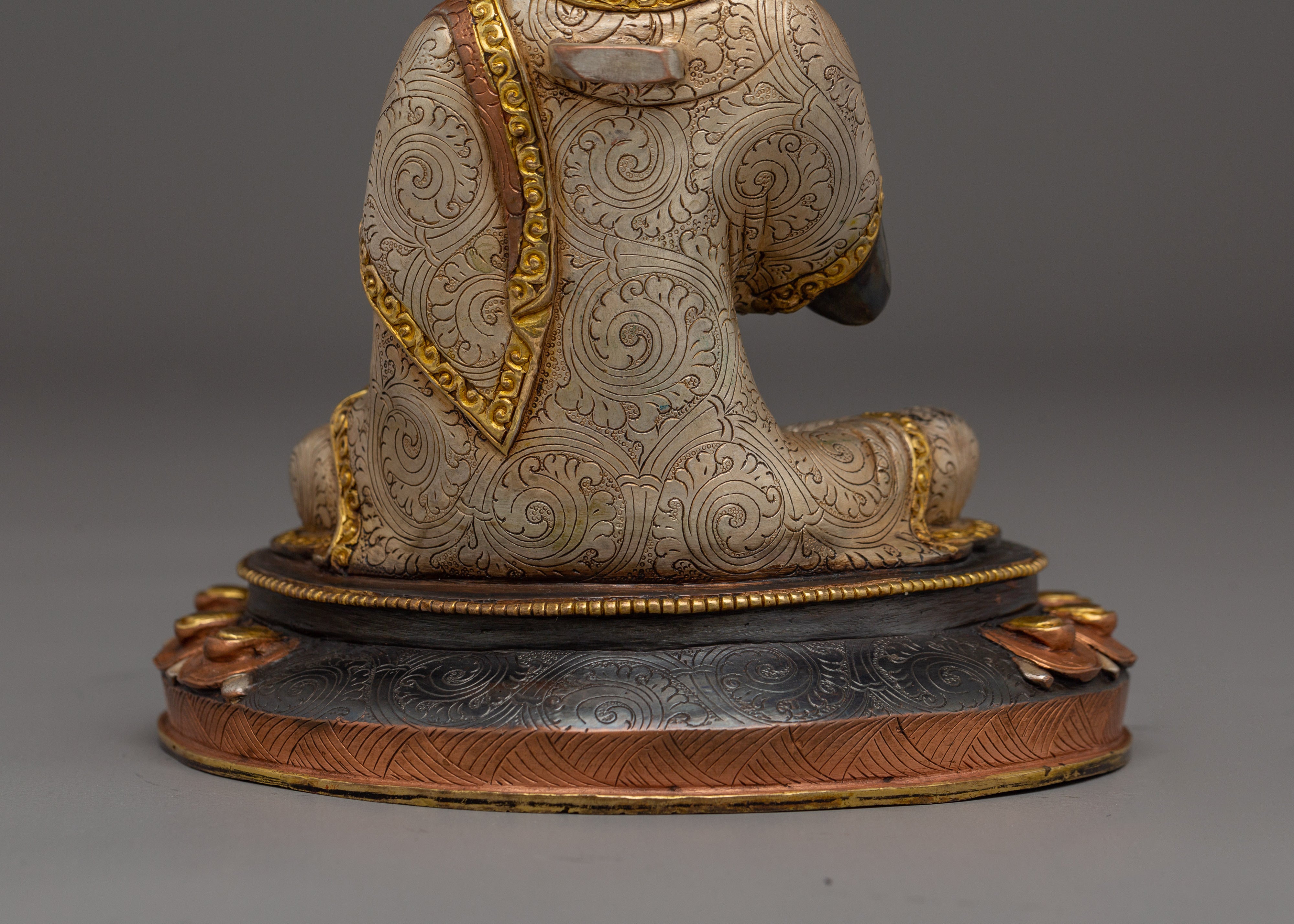 Buddhist Monk Nagarjuna Statue | Revered Philosopher Nagarjuna