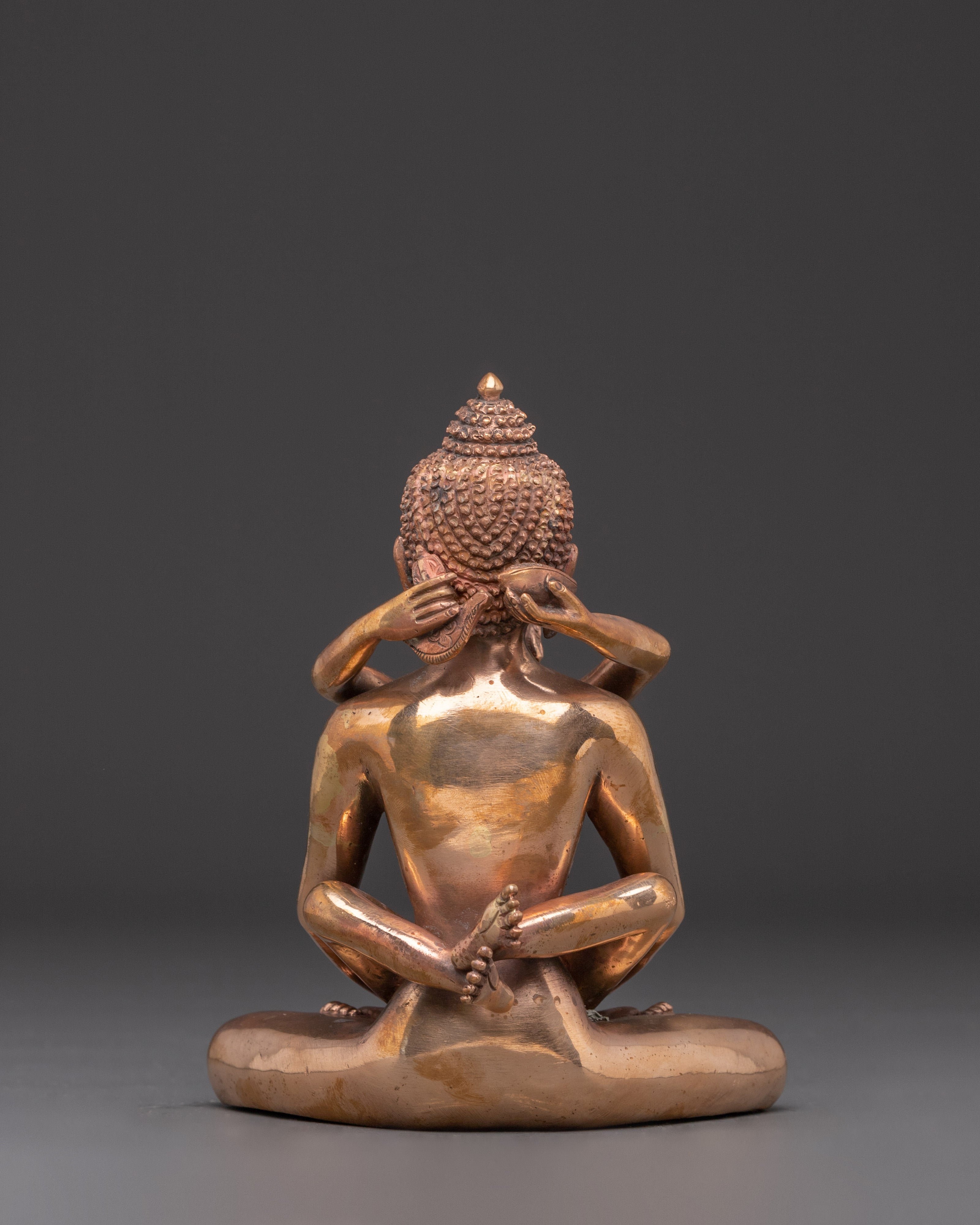 Samantha Bhadra with consort statue | Symbol of Enlightenment