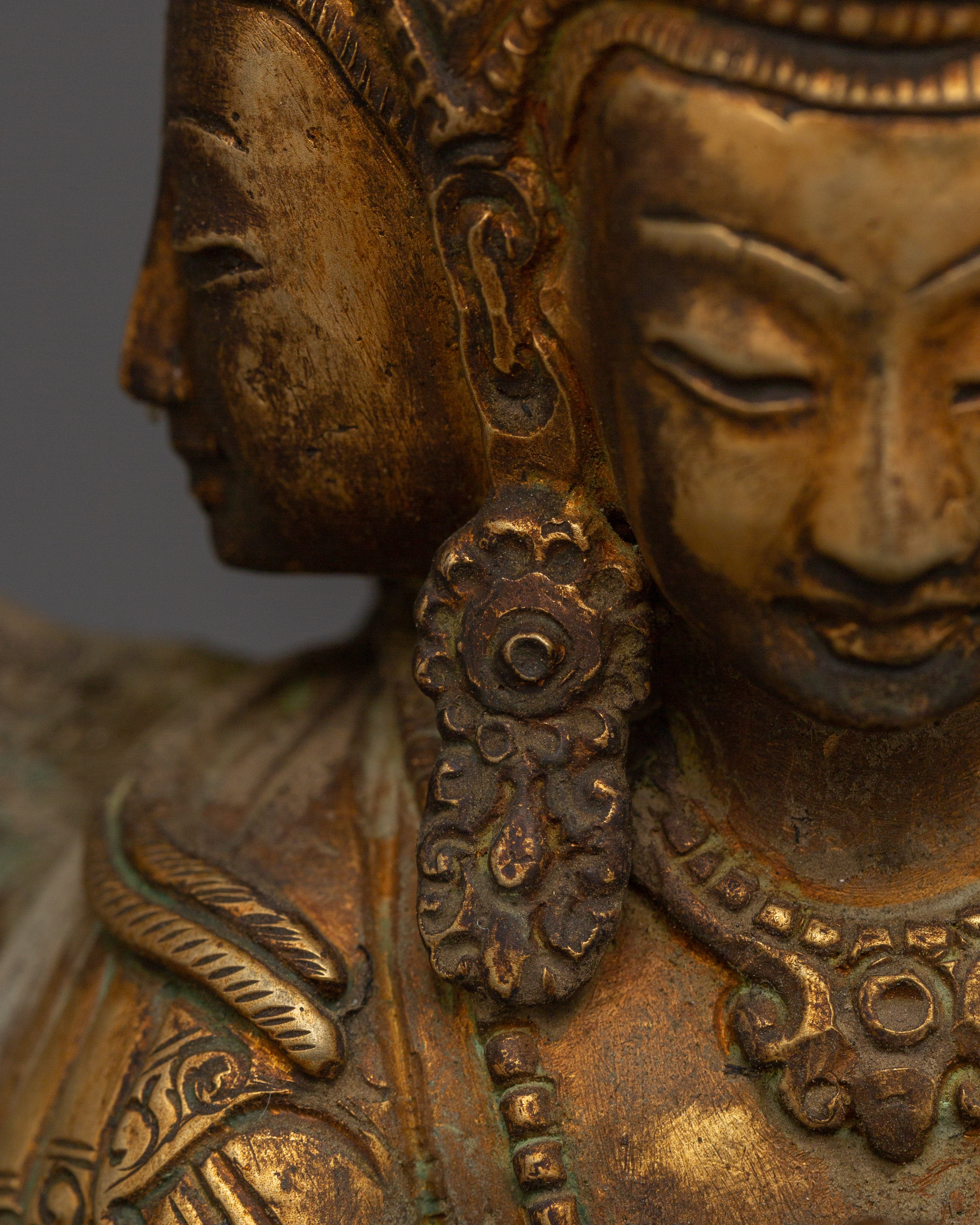 Tibetan 1000 Armed Chenrezig Statue | Divine Protector of Compassion