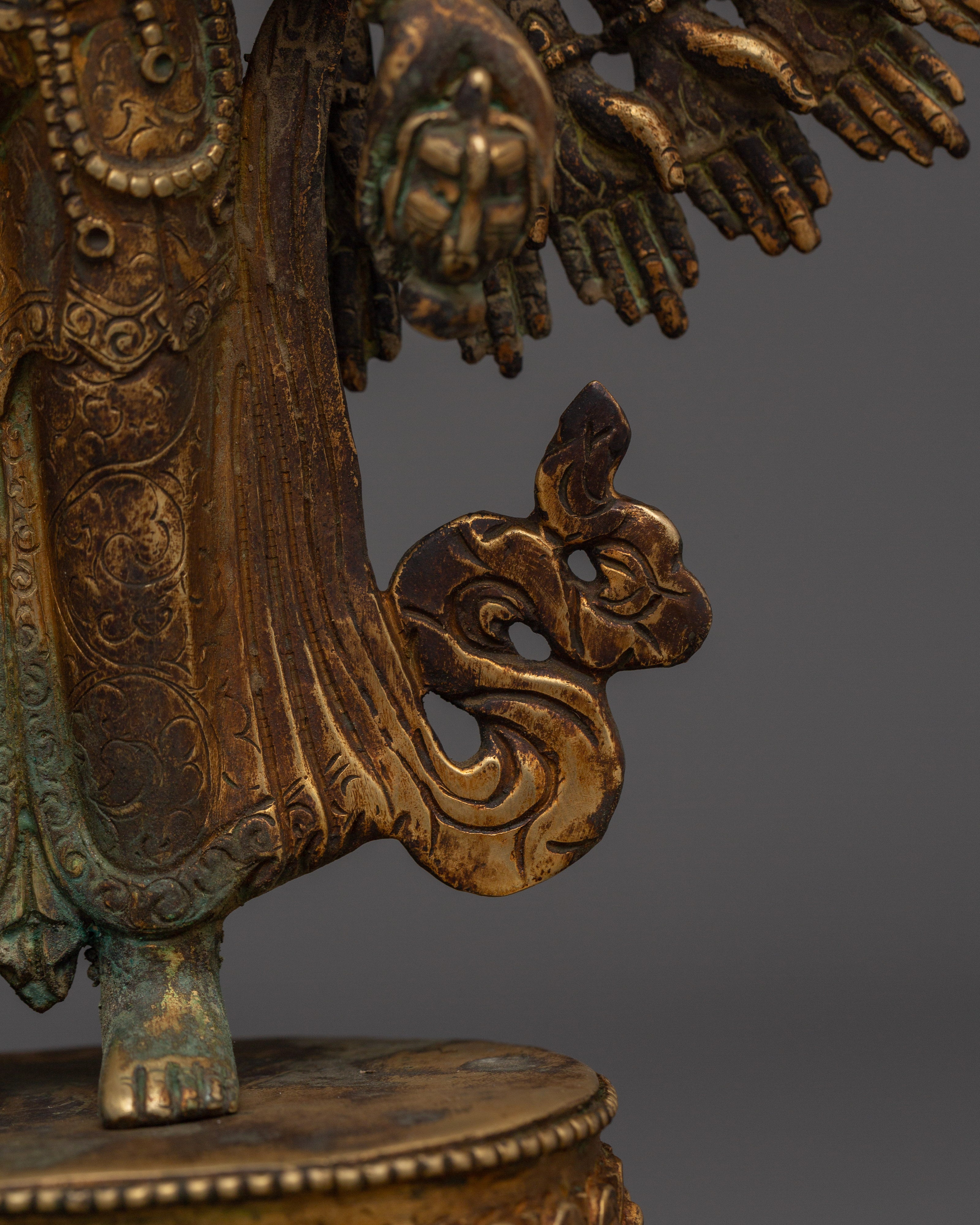 Tibetan 1000 Armed Chenrezig Statue | Divine Protector of Compassion