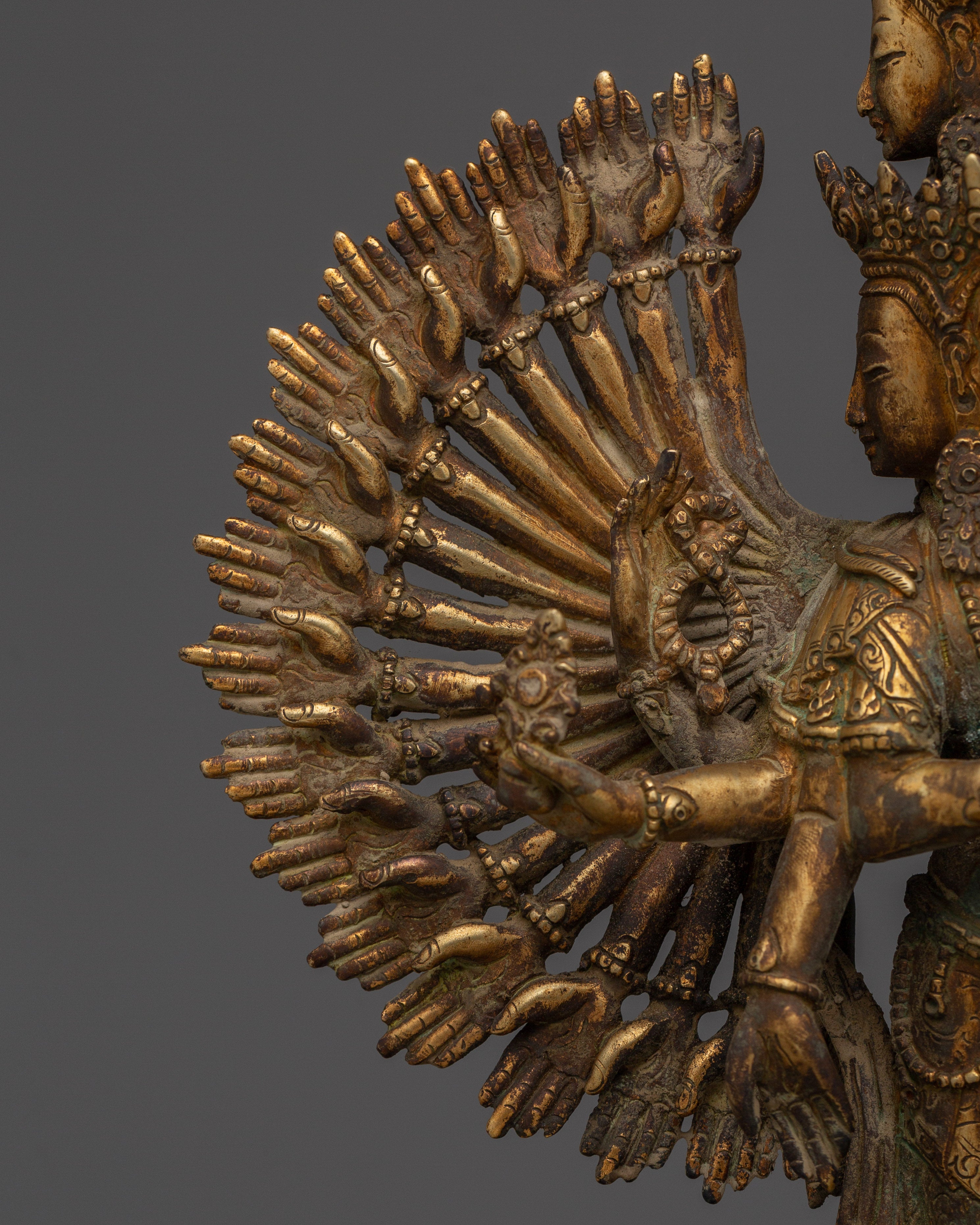 Tibetan 1000 Armed Chenrezig Statue | Divine Protector of Compassion