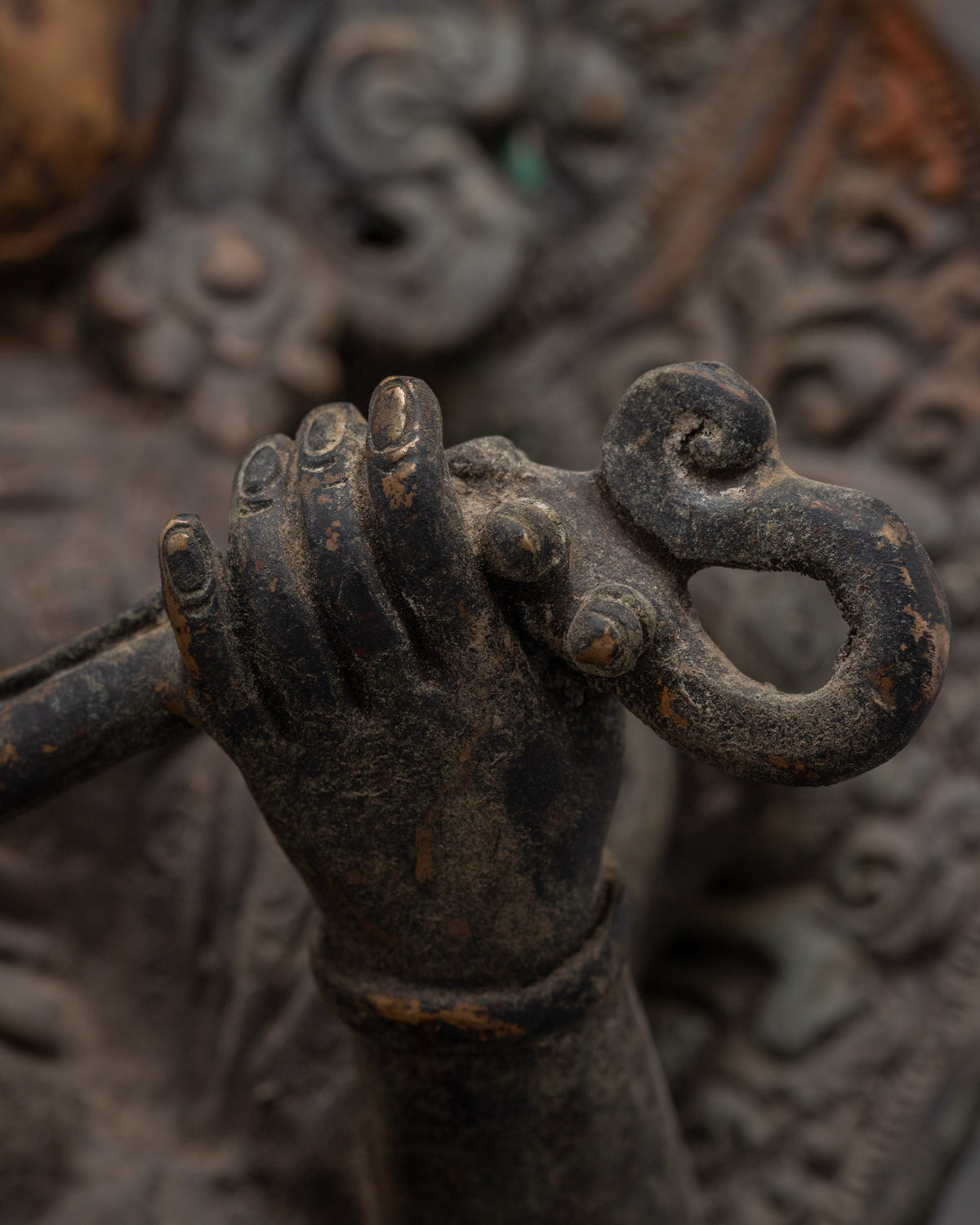 Dhatarattha Statue | Guardian King of the East