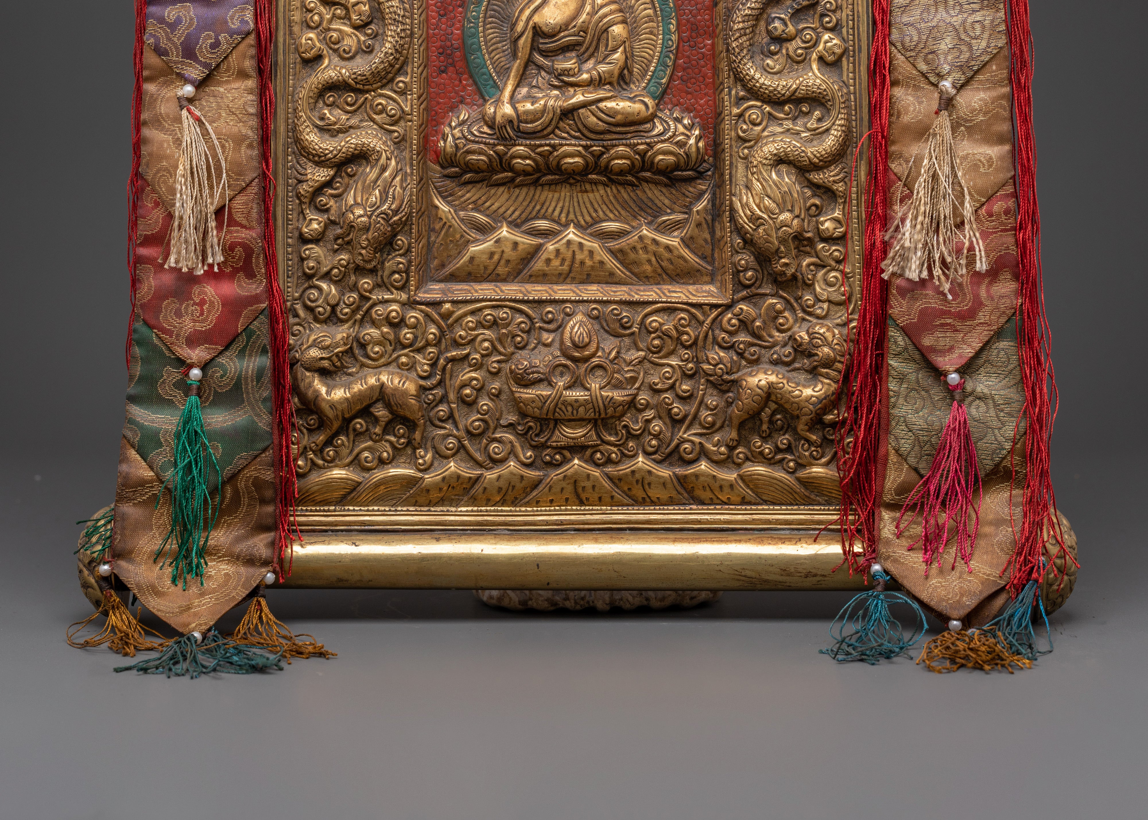 Traditional Brass Shakyamuni Buddha Artwork | Symbol of Enlightenment