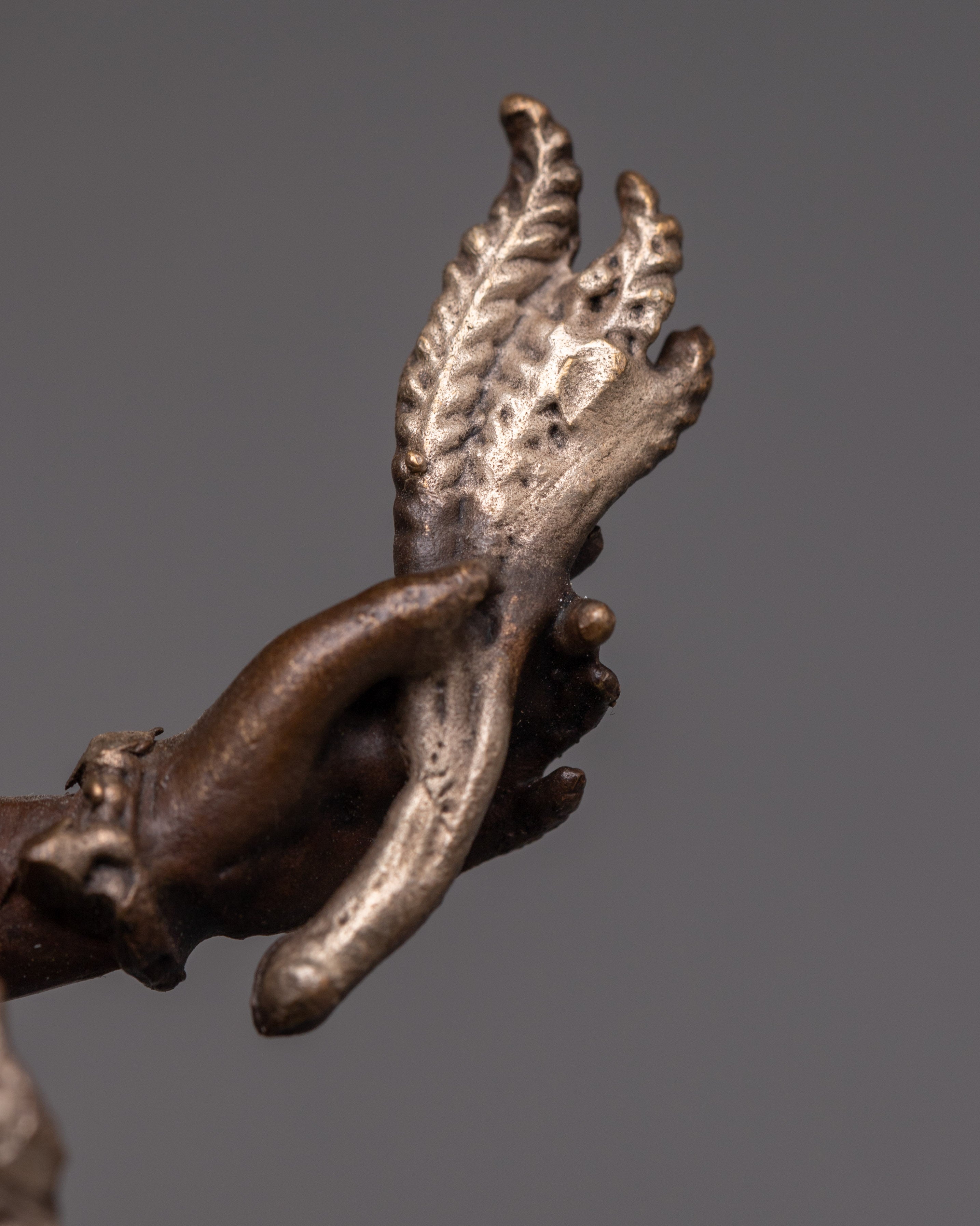 Tibetan goddess Vasudhara statue |  Symbol of Wisdom