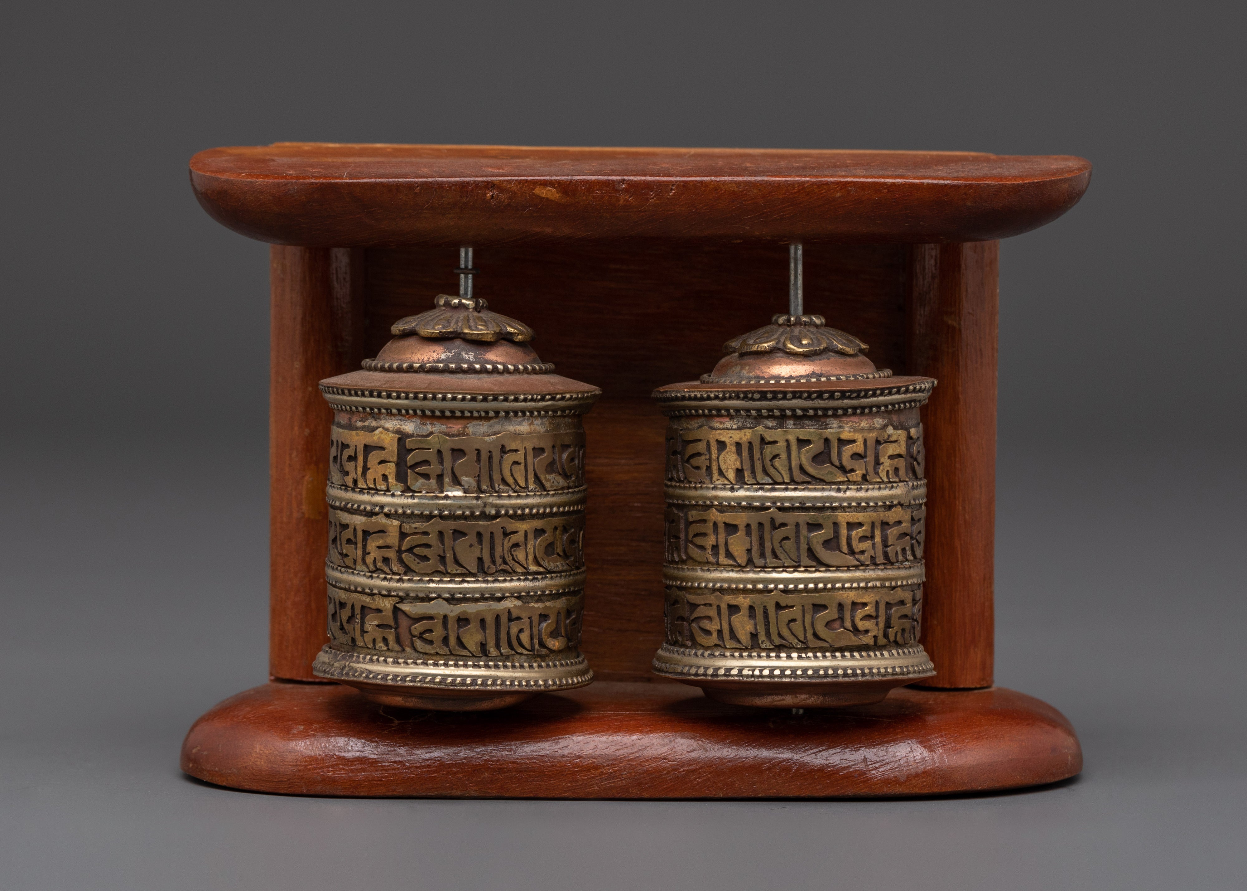 Buddhist Spiritual Prayer Wheel | Sacred Mantra Wheel for Peace