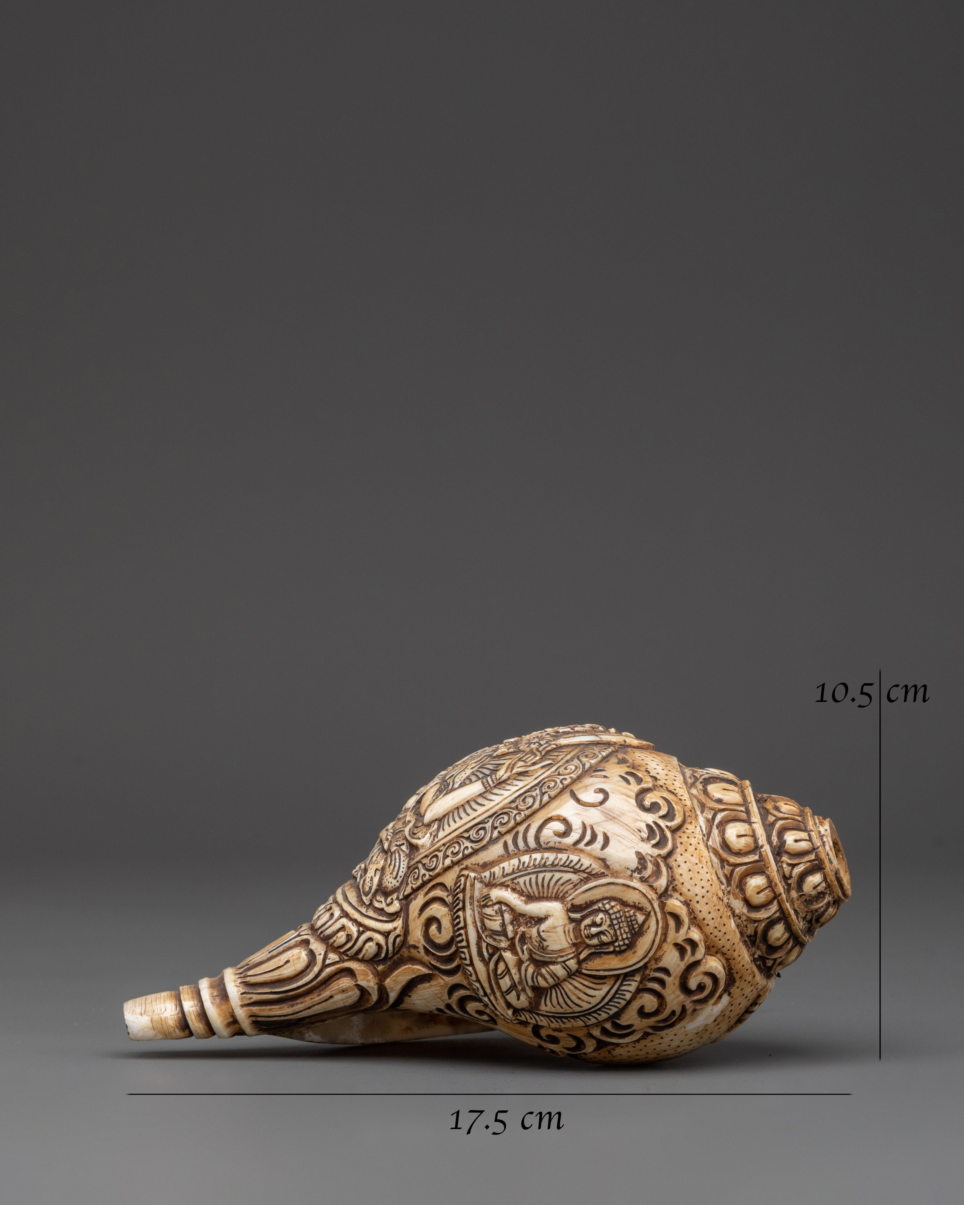 Dung-Dkar with Chenrezig Carving | Sacred Sound for Rituals