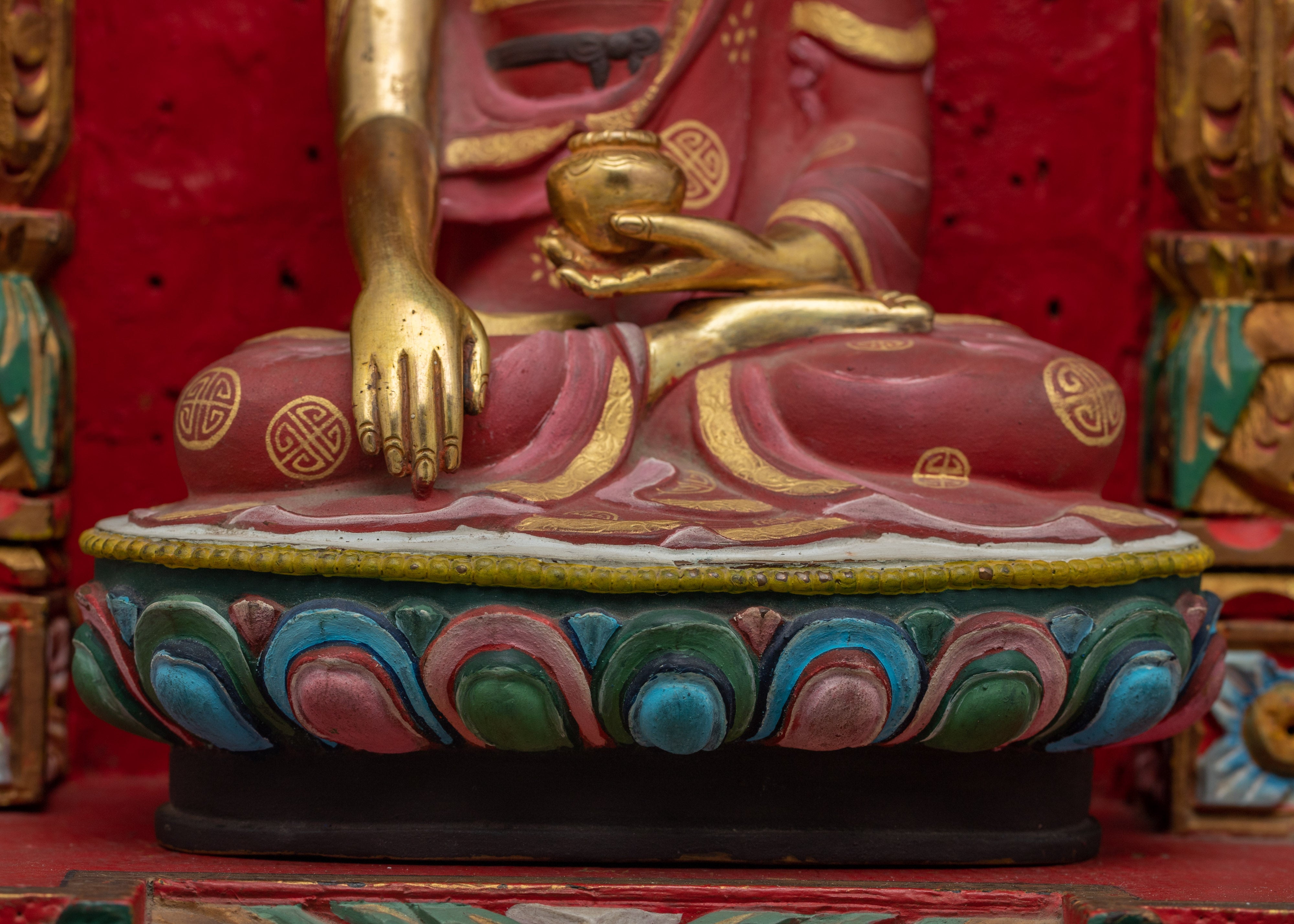 Historical Shakyamuni Buddha Figurine with Beautiful Throne | Enlightened One
