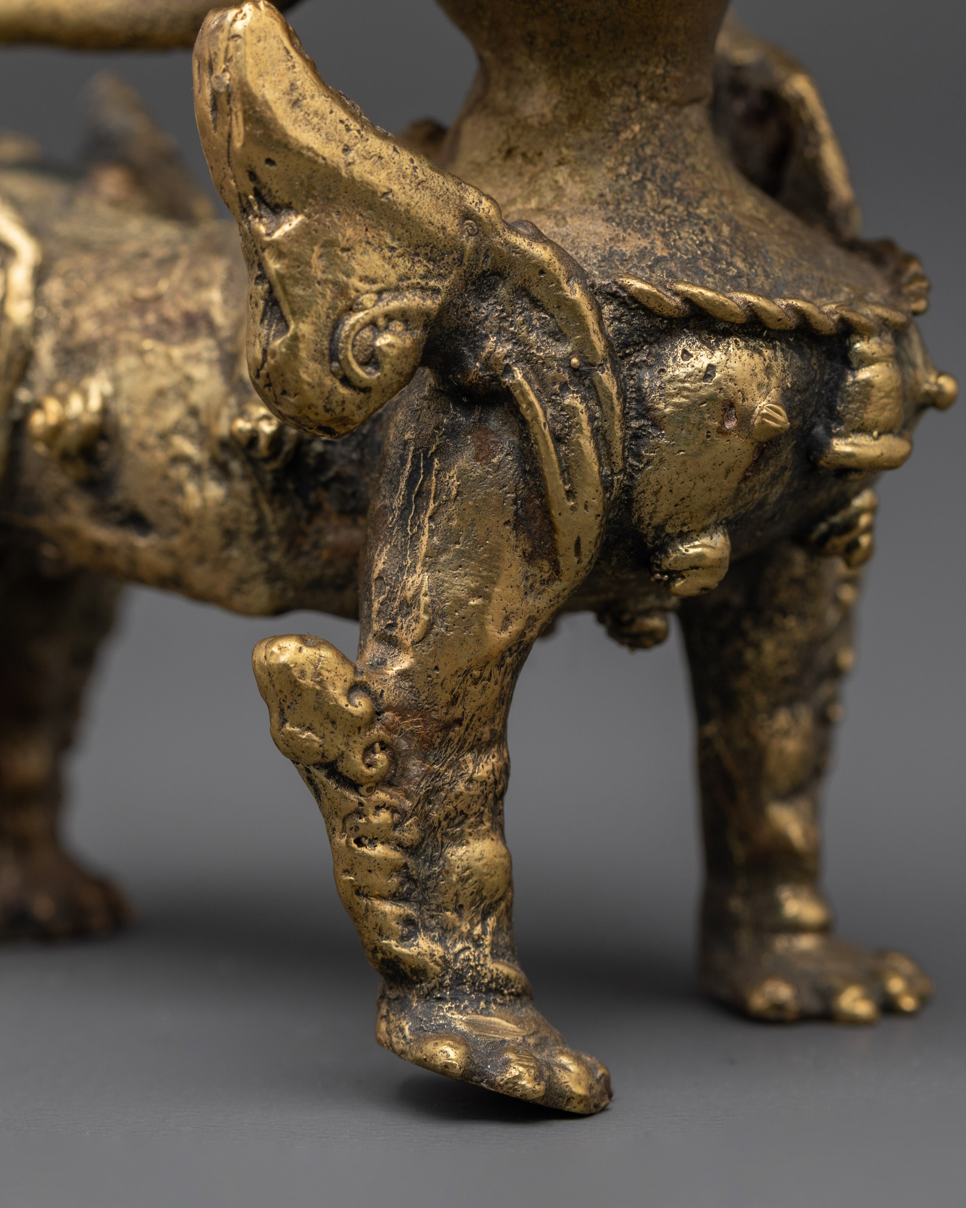 Buddhist Altar Lion Set | Sacred Himalayan Guardian