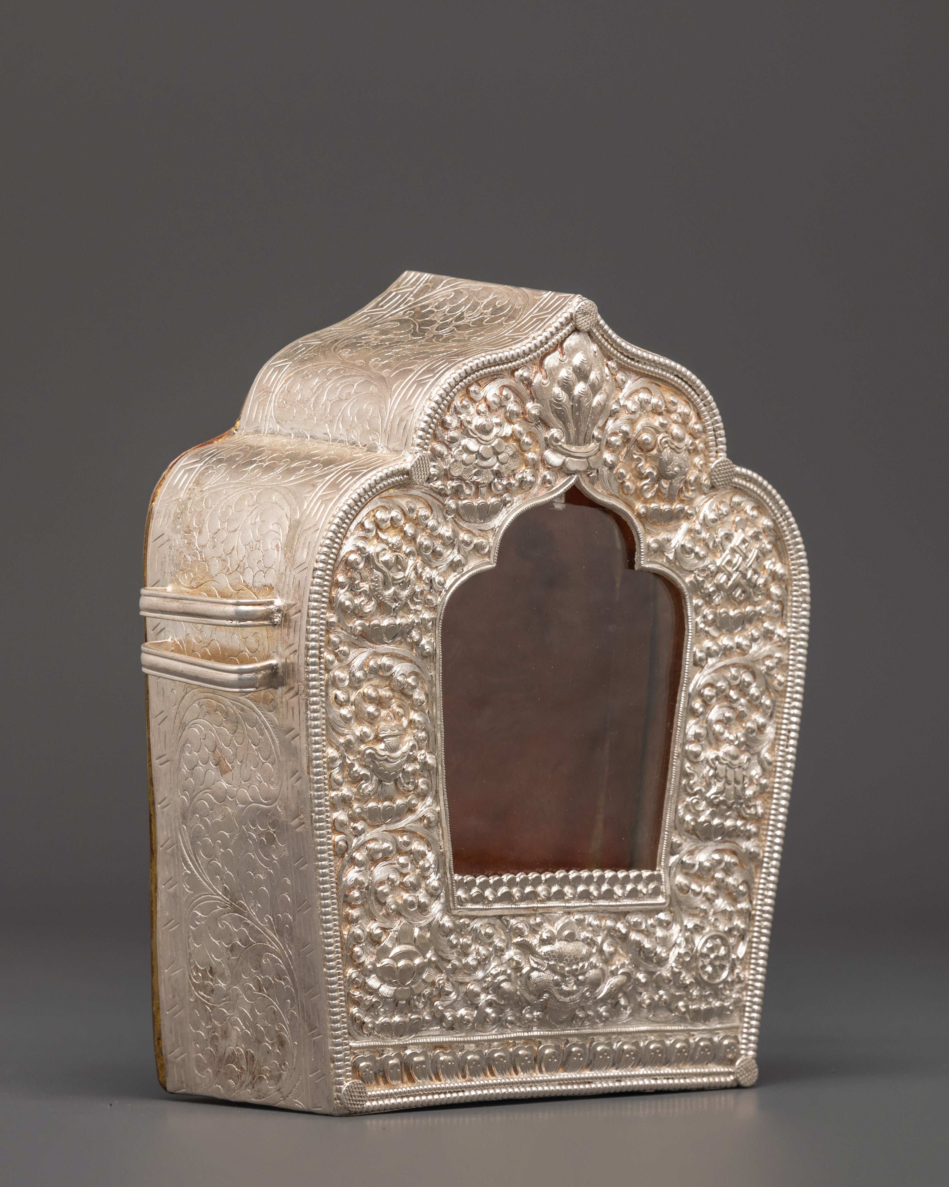 Handcrafted Traditional Ghau Box | Spiritual Gift for Puja & Rituals