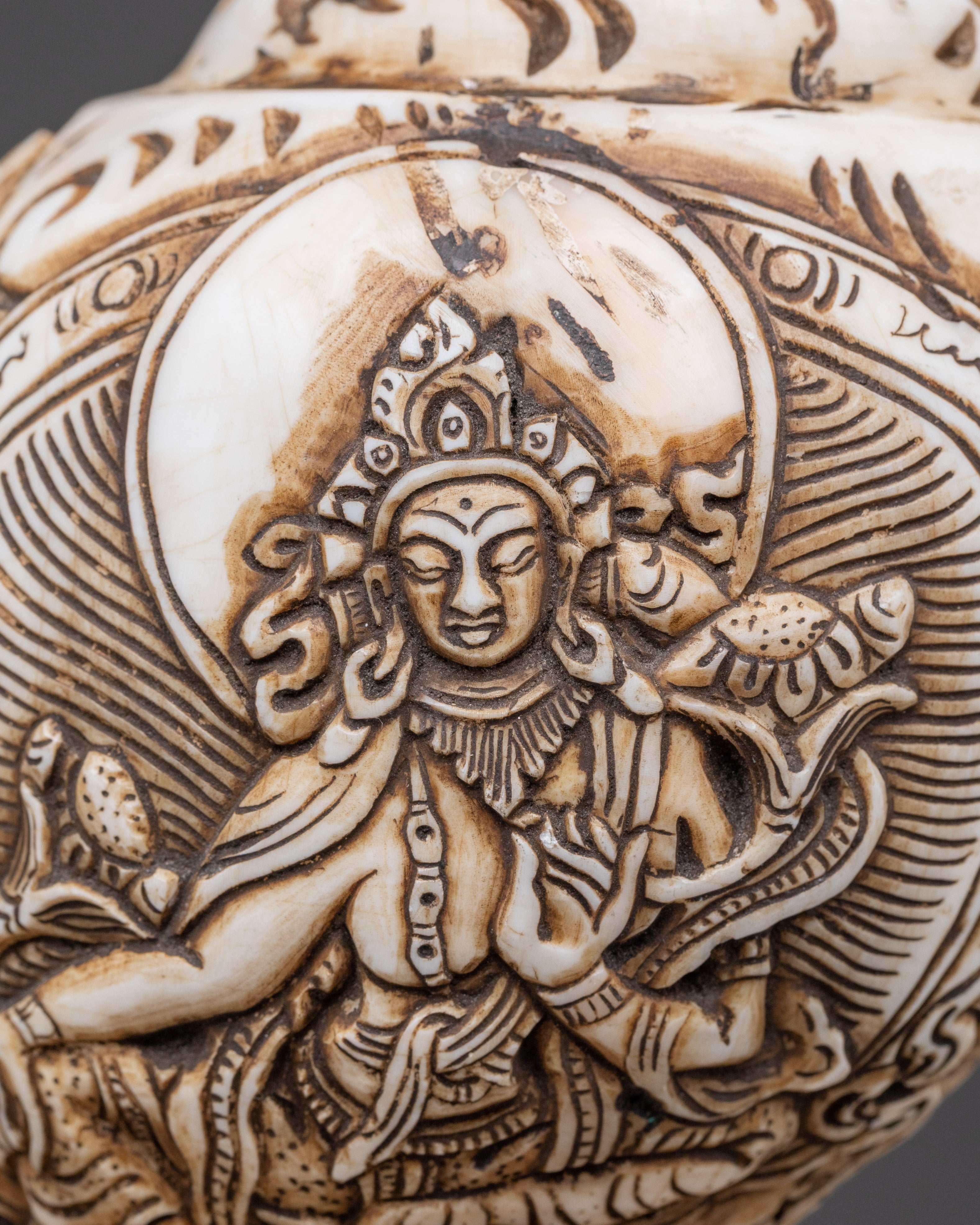 Green Tara Carved Conch | Meditation and Altar Decor