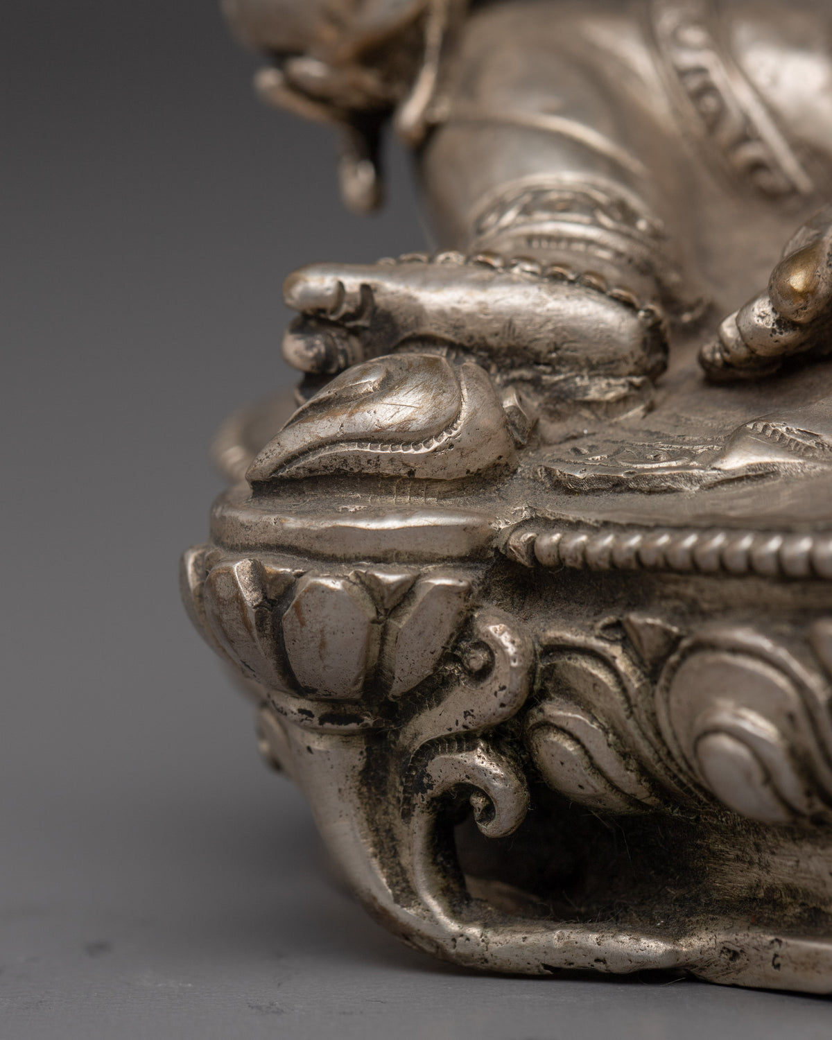 Statue of Wealth Deity Dzambhala | Spiritual Zen Artwork