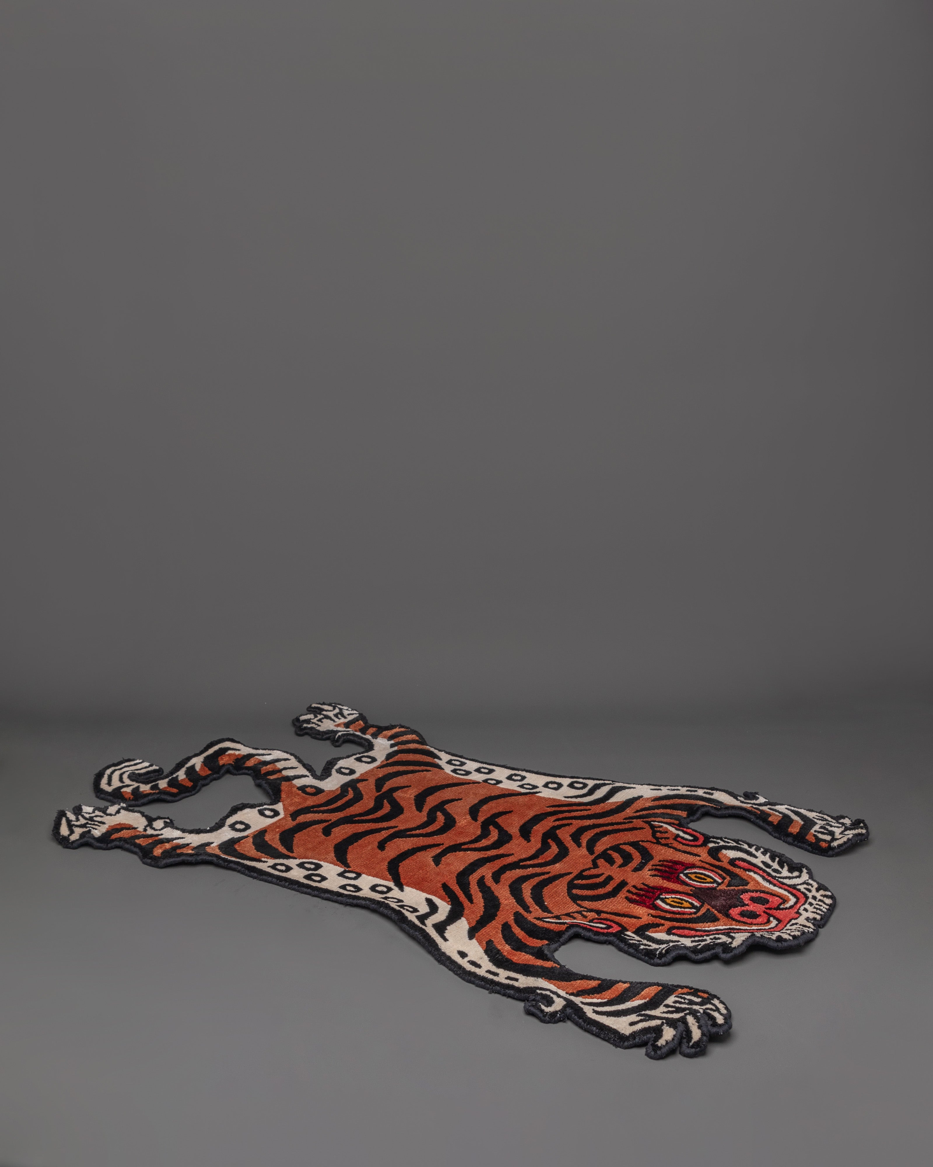 Decorative Tiger Floor Mat | Handcrafted Wool Rug
