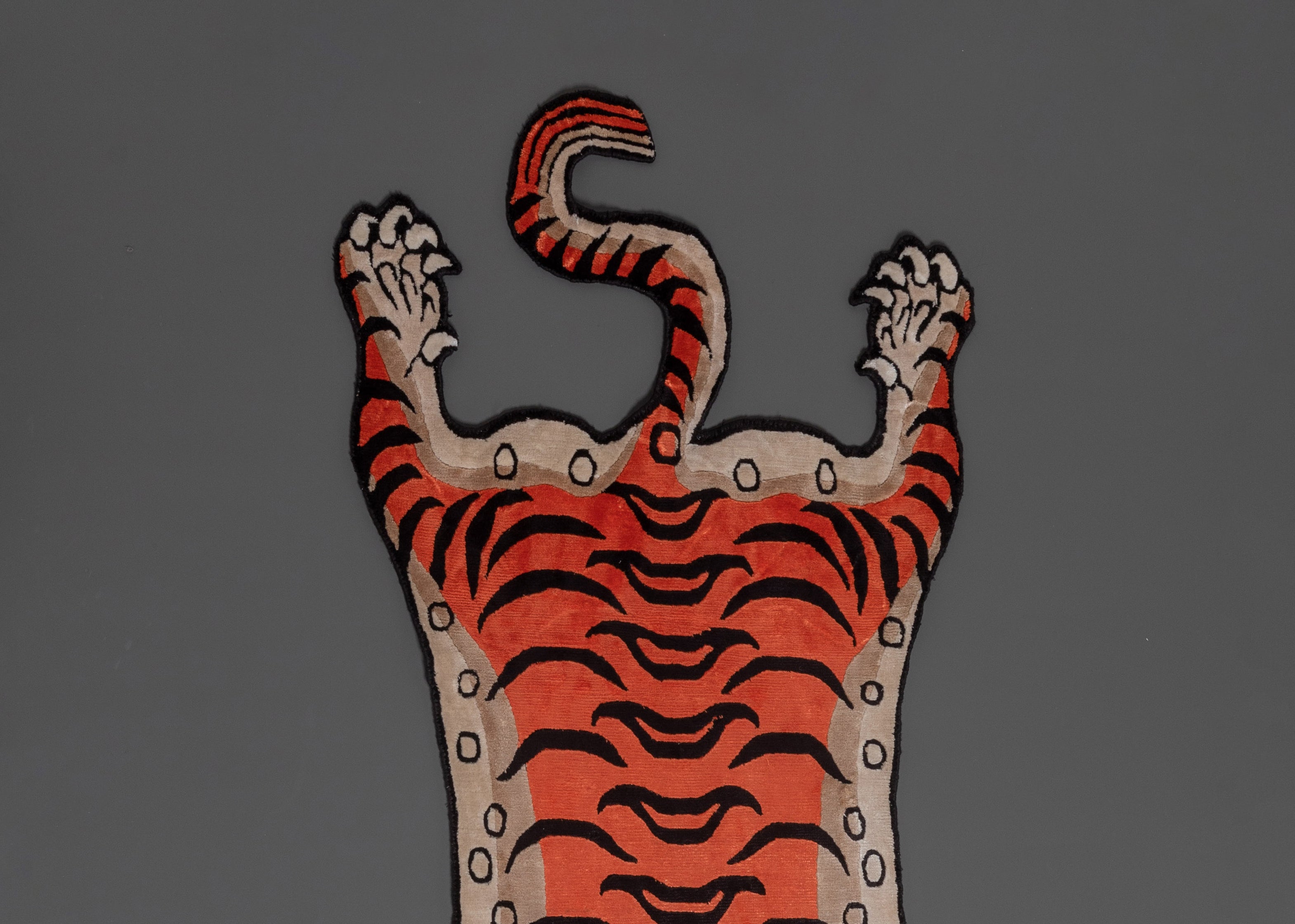 Tiger Designed Knotted Rug | Stylish Handcrafted Home Decor