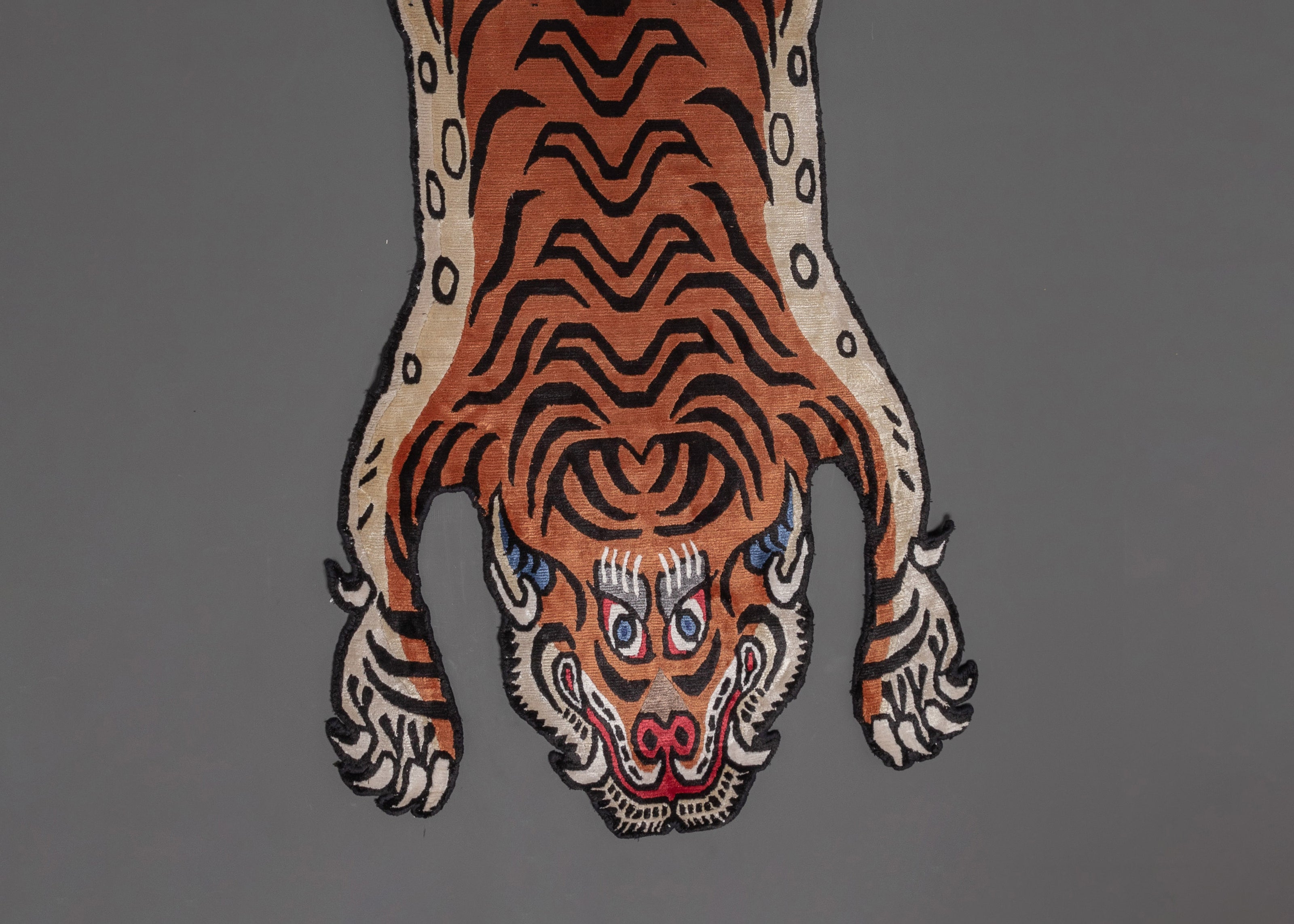 Handwoven Tiger Design Rug  For Home Decor