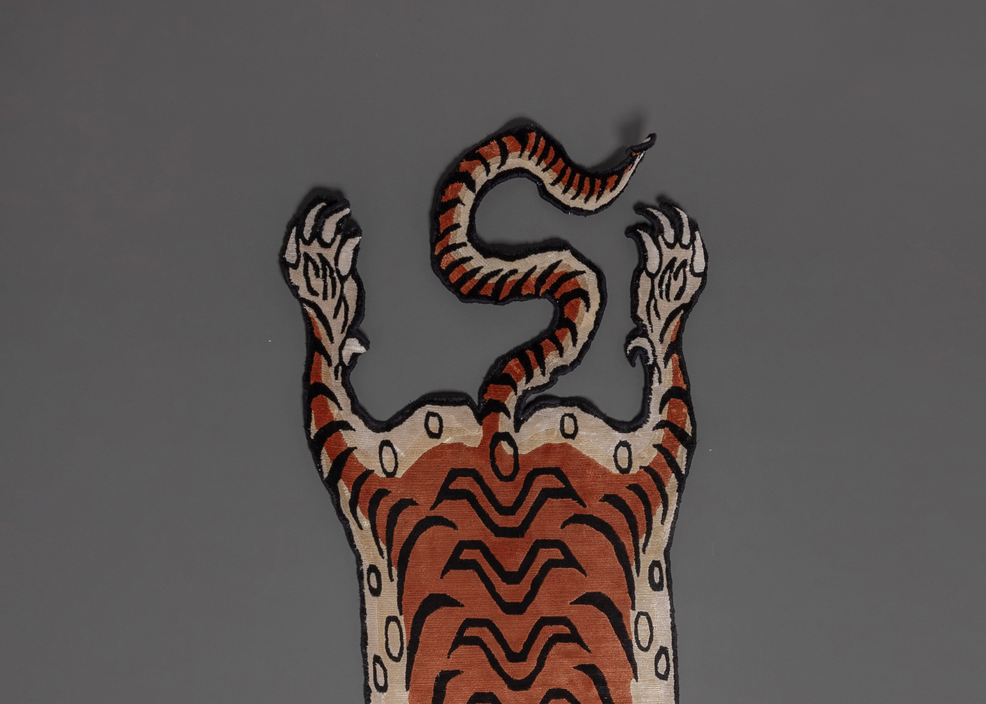 Handwoven Tiger Design Rug  For Home Decor