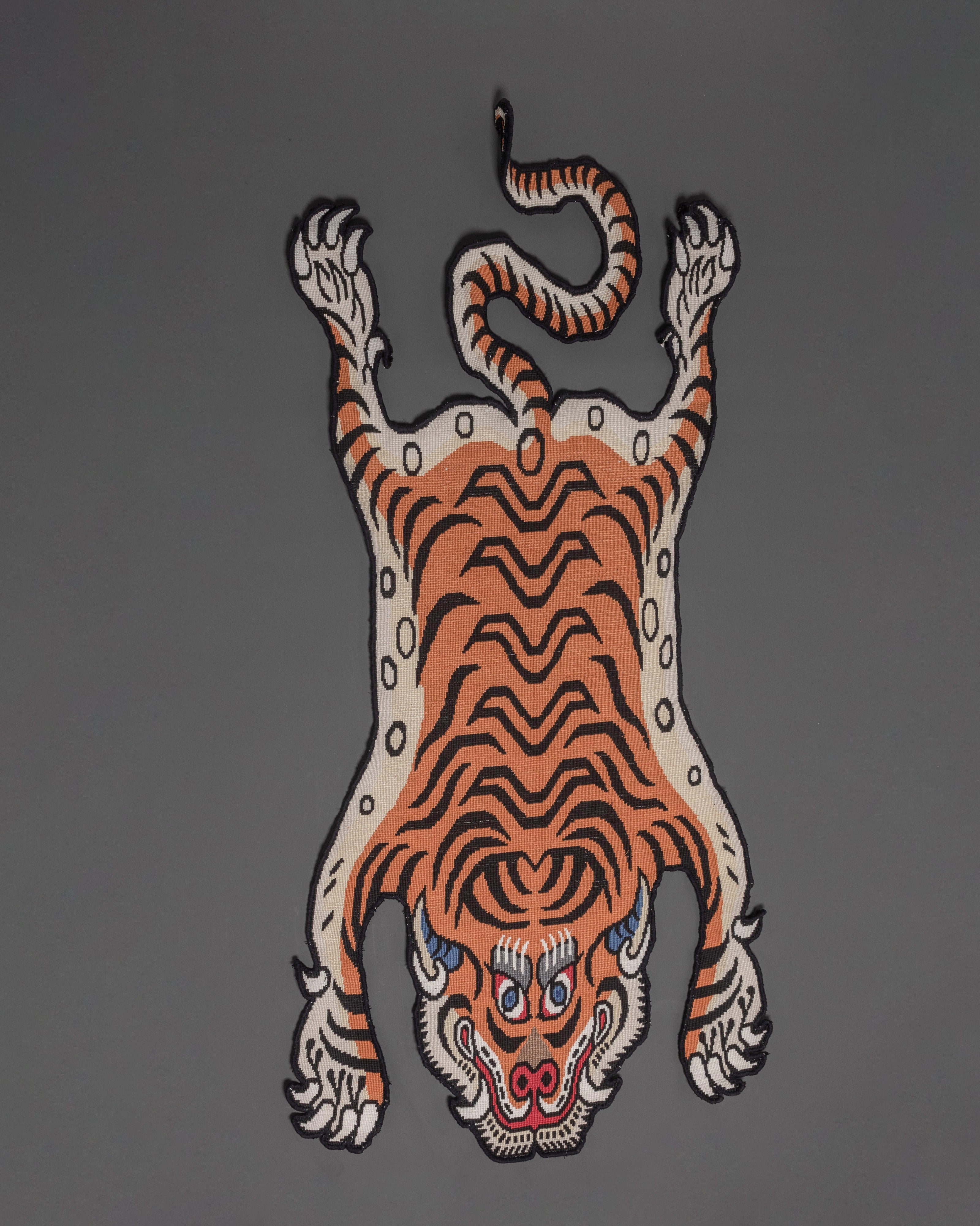 Handwoven Tiger Design Rug  For Home Decor