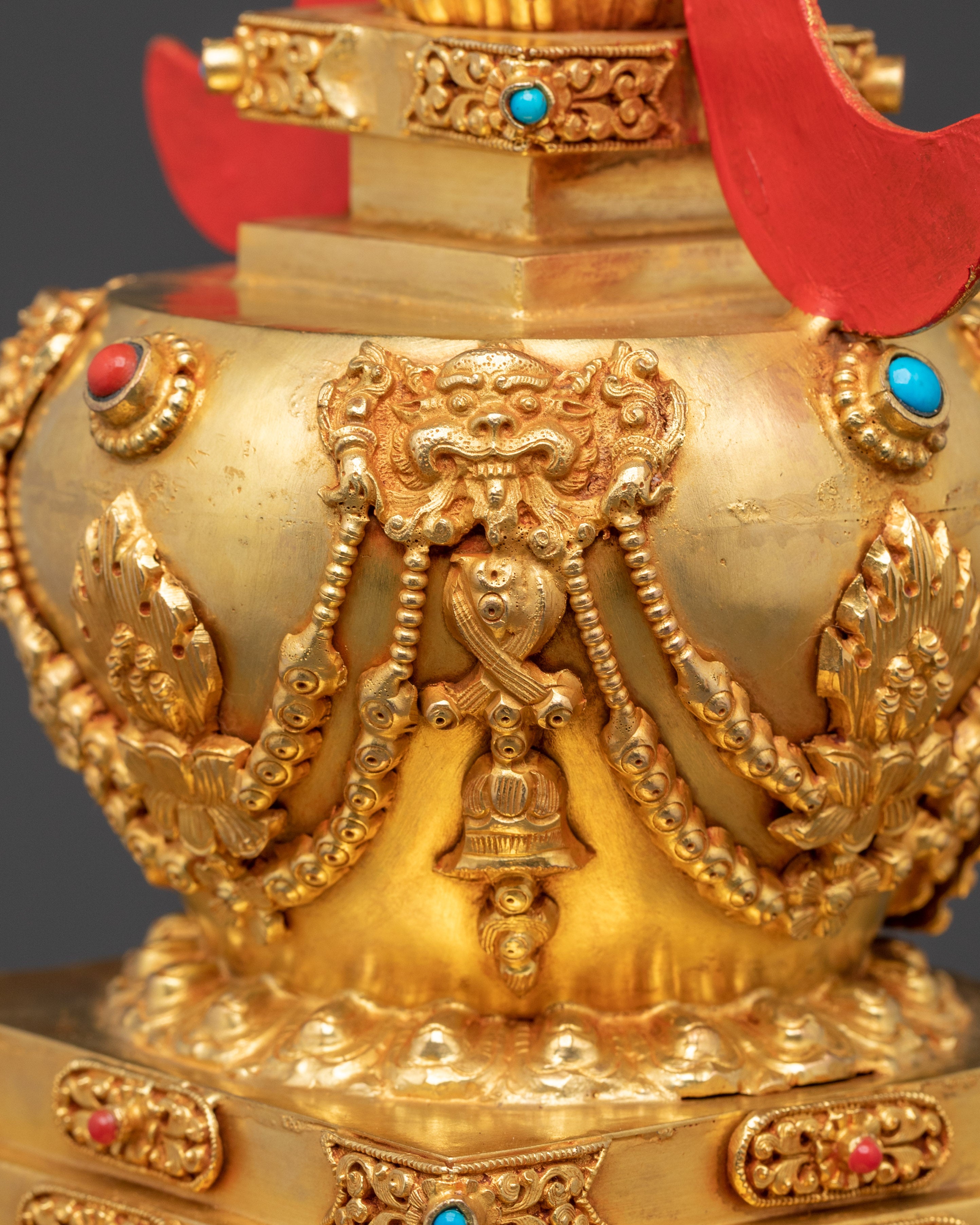 Golden Buddhist Stupa | Path to Enlightenment